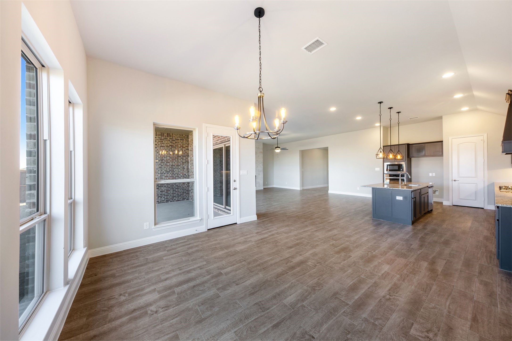 2813 Carisbrooke Street Celina TX 75009