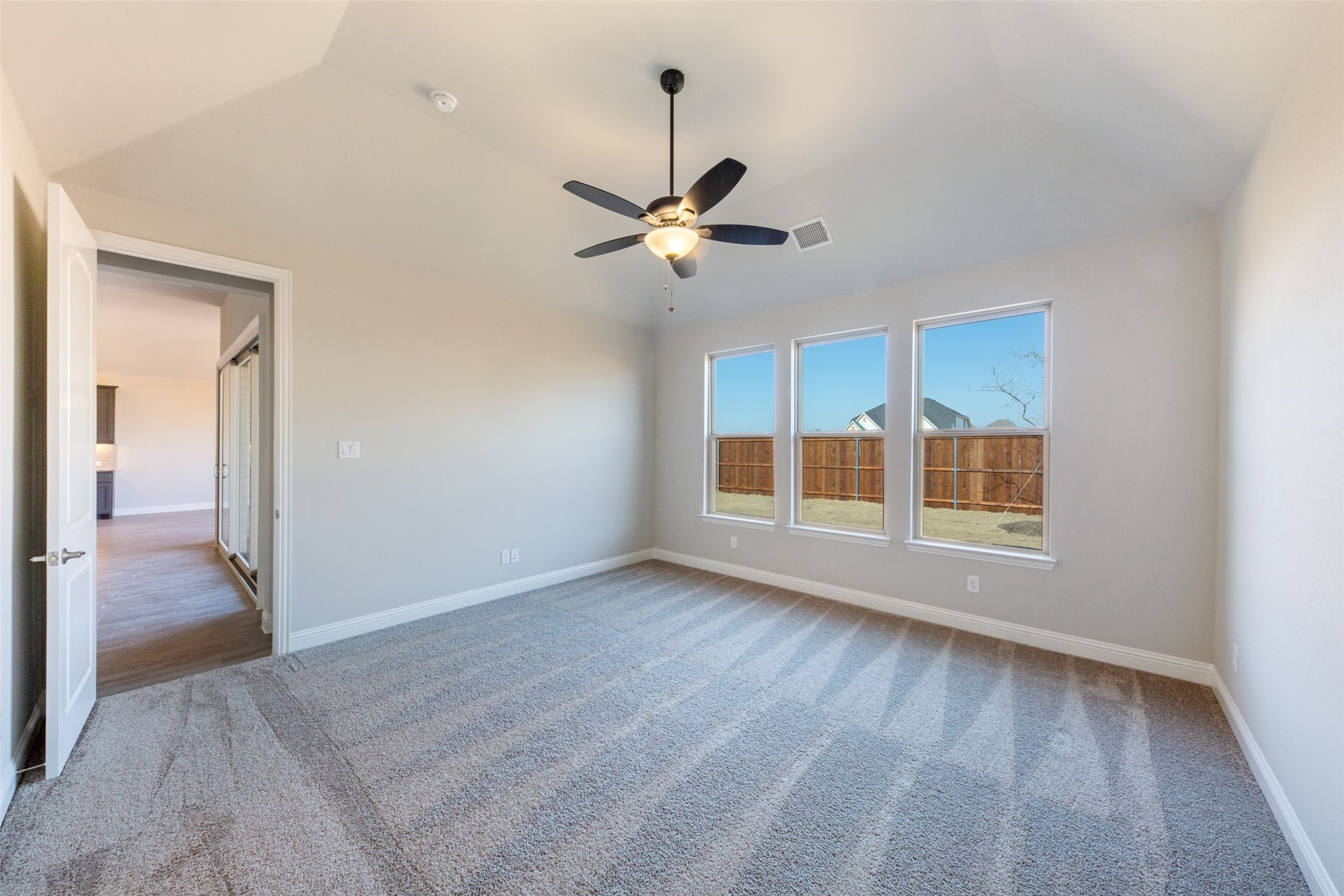 2813 Carisbrooke Street Celina TX 75009