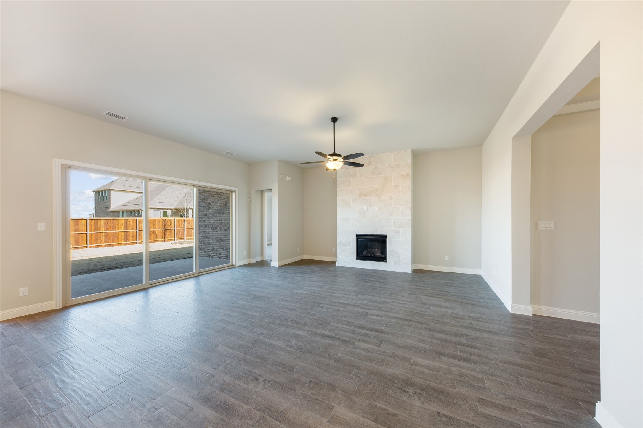 2813 Carisbrooke Street Celina TX 75009