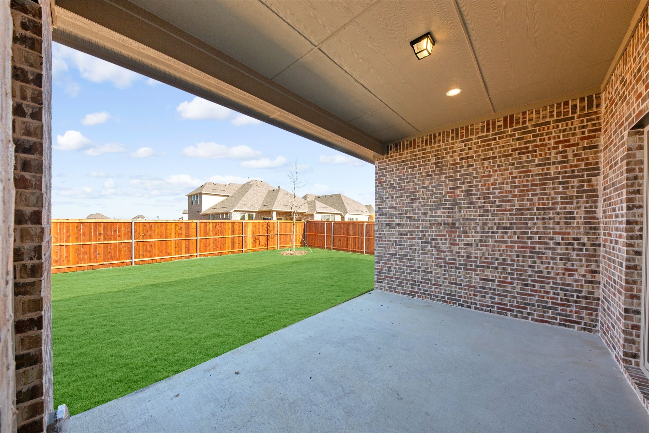 2813 Carisbrooke Street Celina TX 75009