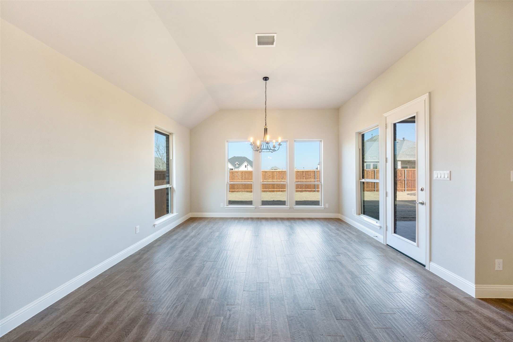 2813 Carisbrooke Street Celina TX 75009