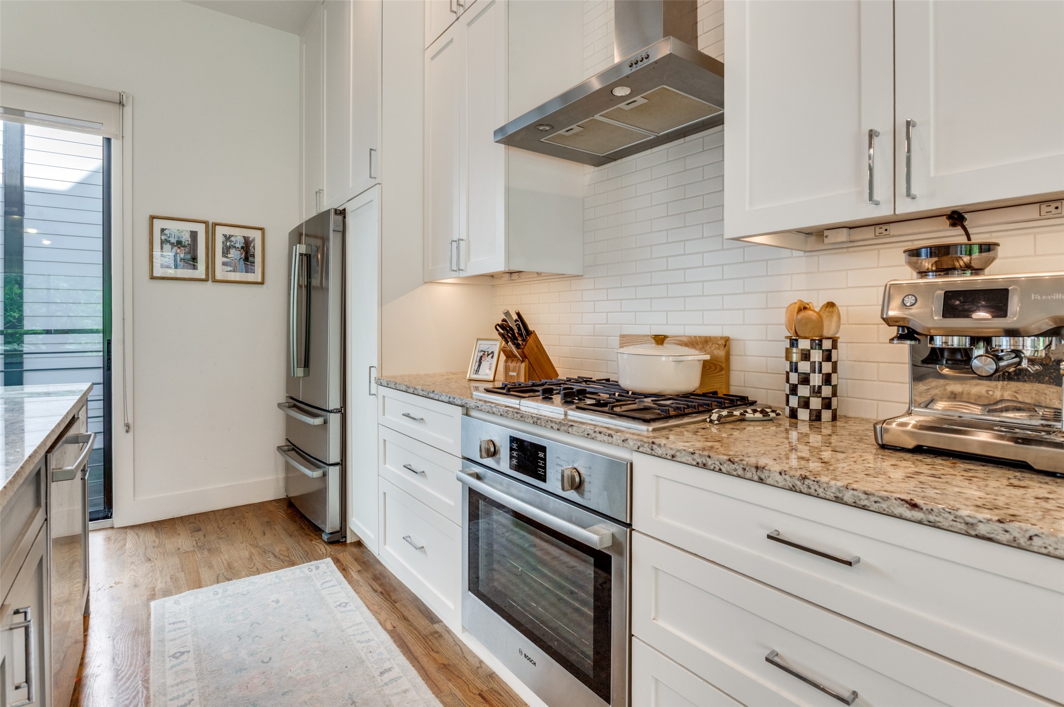 2211 Moser Avenue Dallas TX 75206