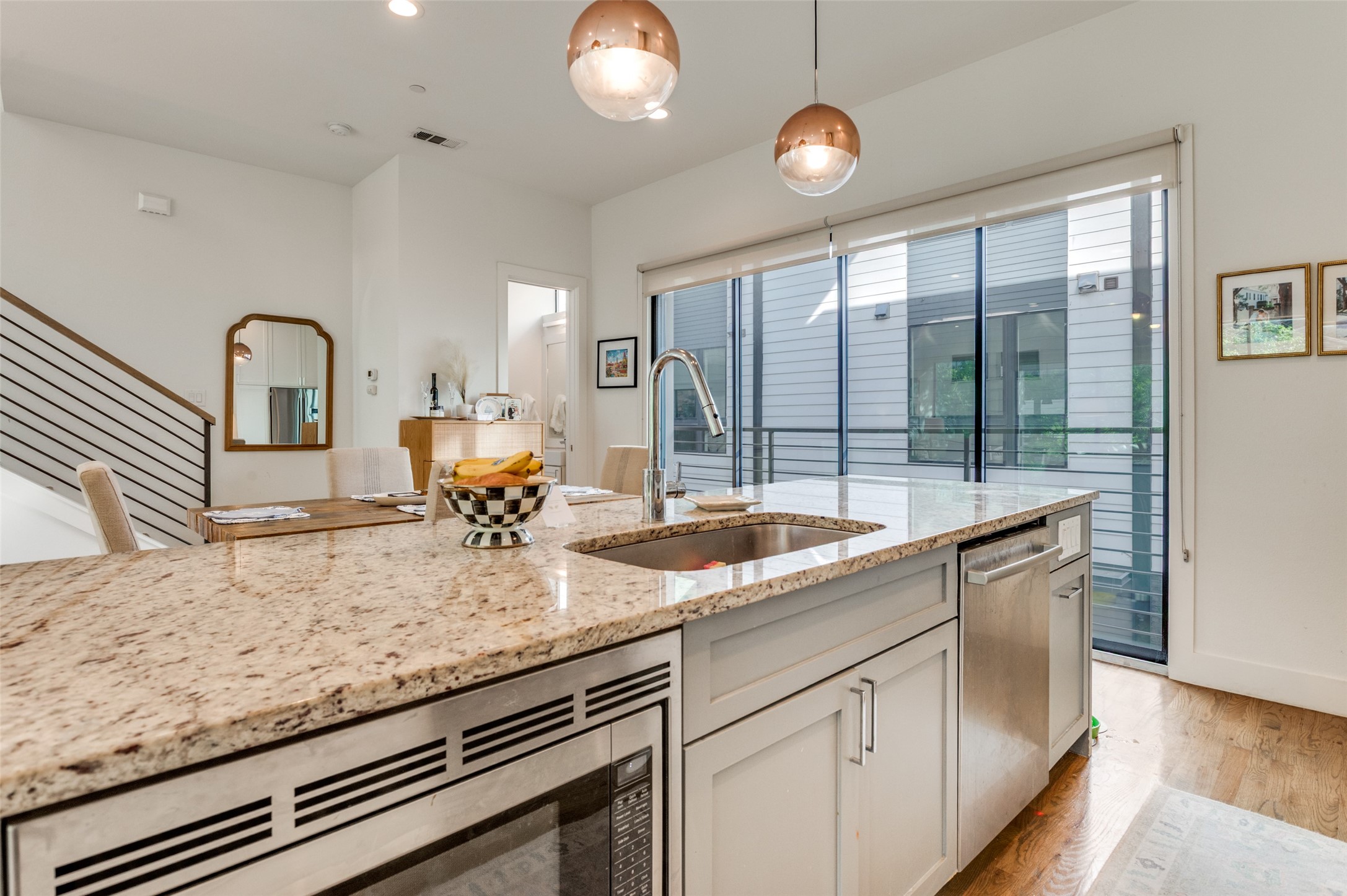2211 Moser Avenue Dallas TX 75206