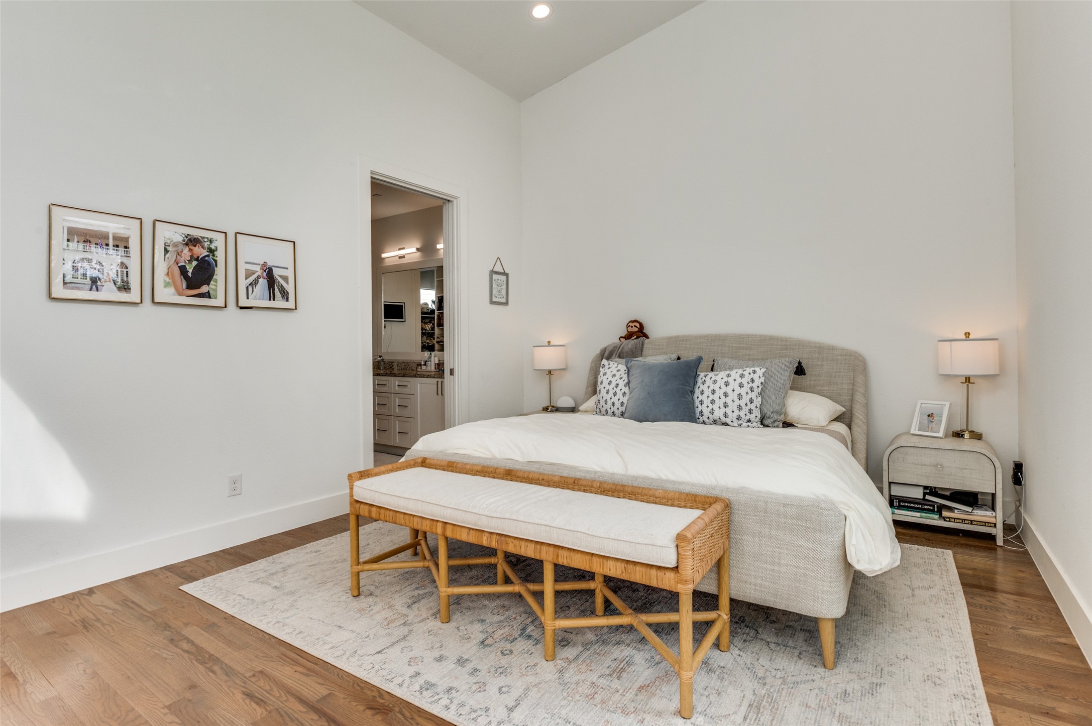 2211 Moser Avenue Dallas TX 75206