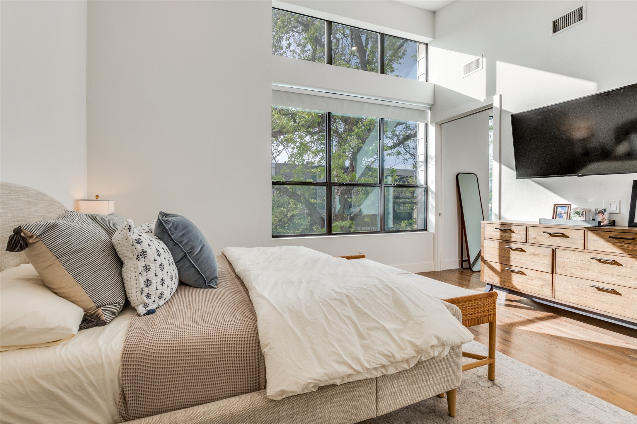 2211 Moser Avenue Dallas TX 75206