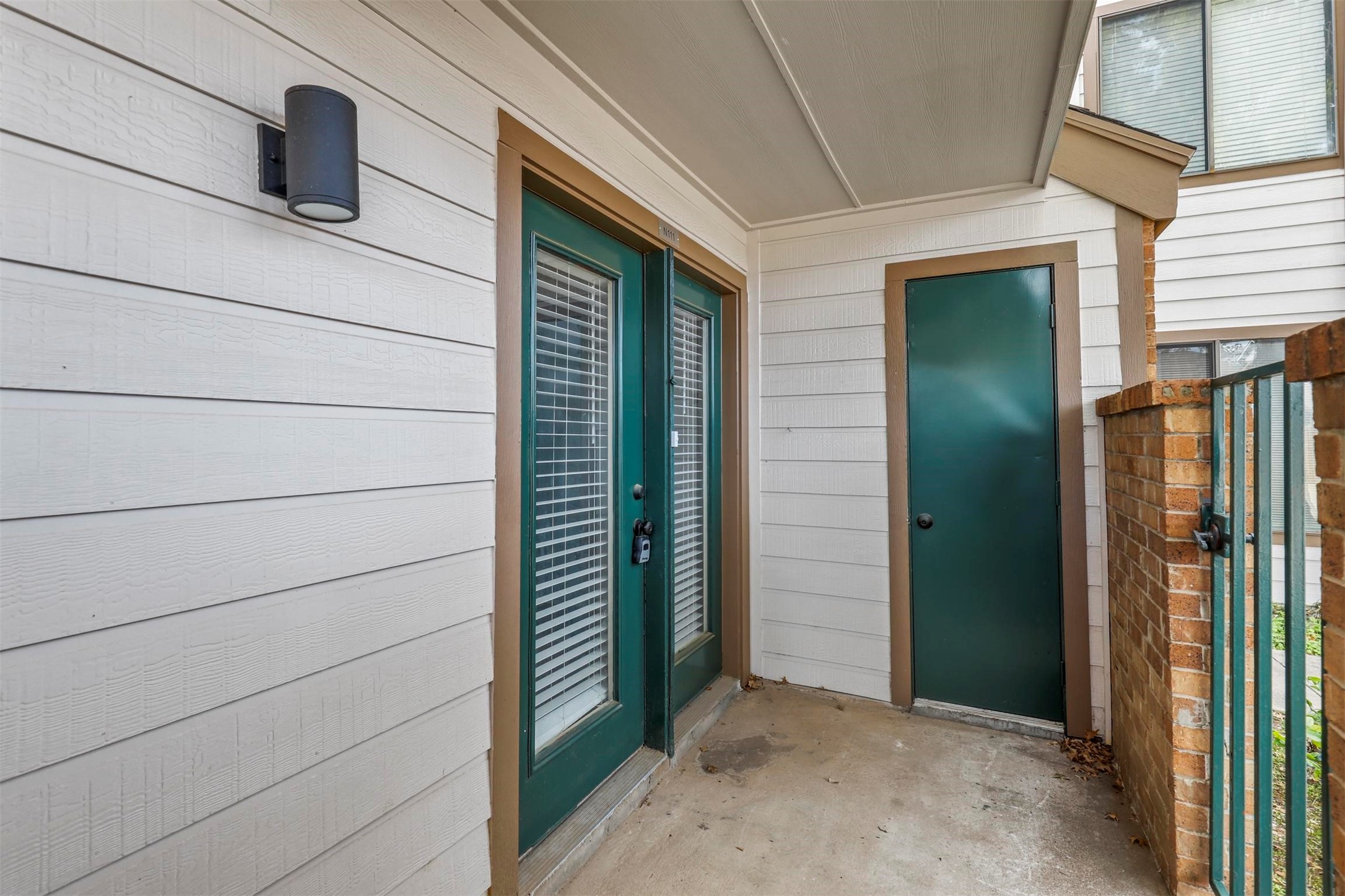 2300 Bamboo Drive Arlington TX 76006