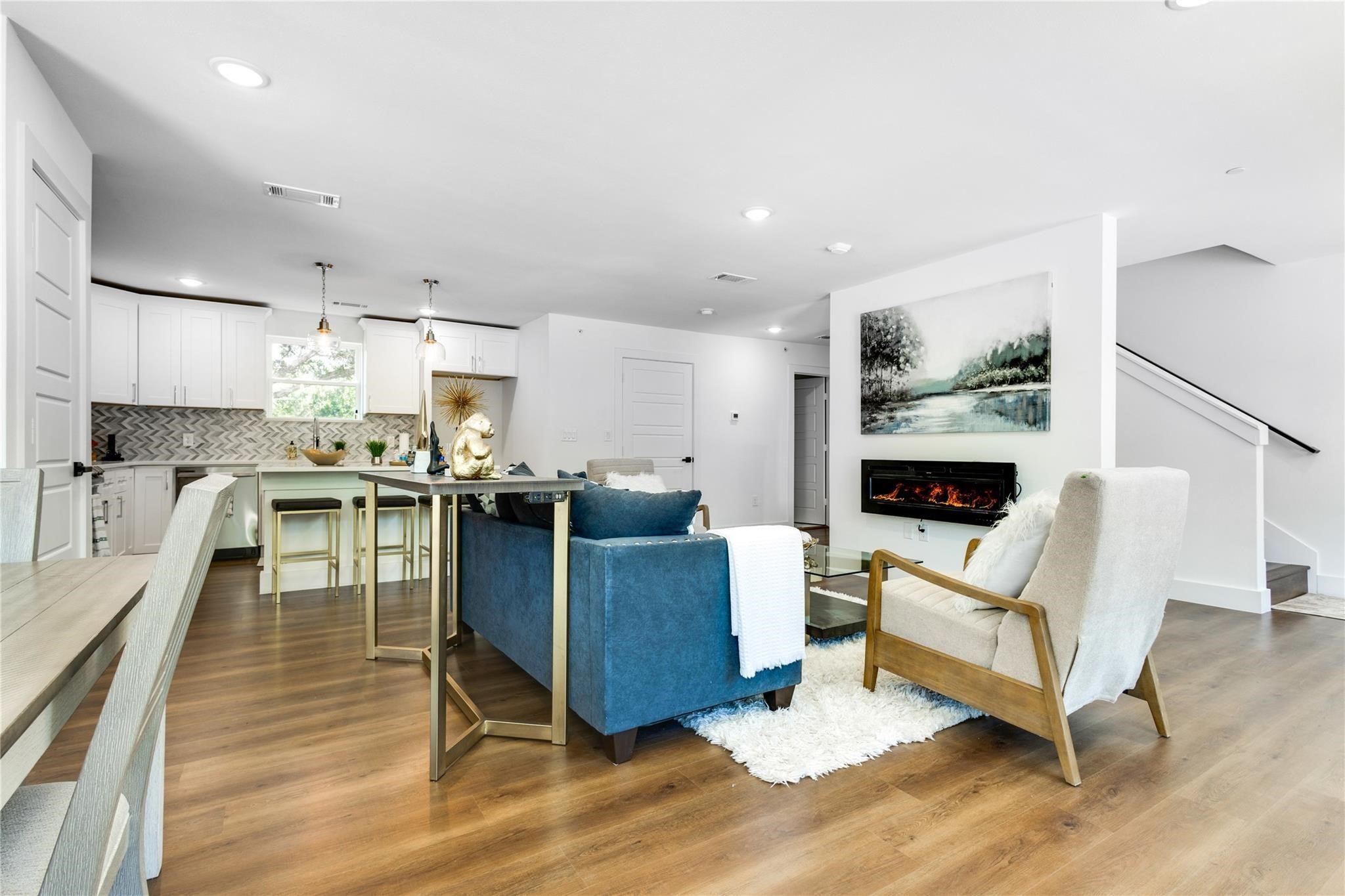 2011 Kirby Street Dallas TX 75204