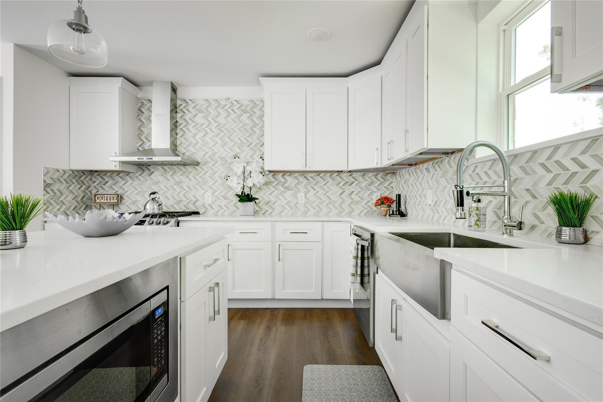2011 Kirby Street Dallas TX 75204