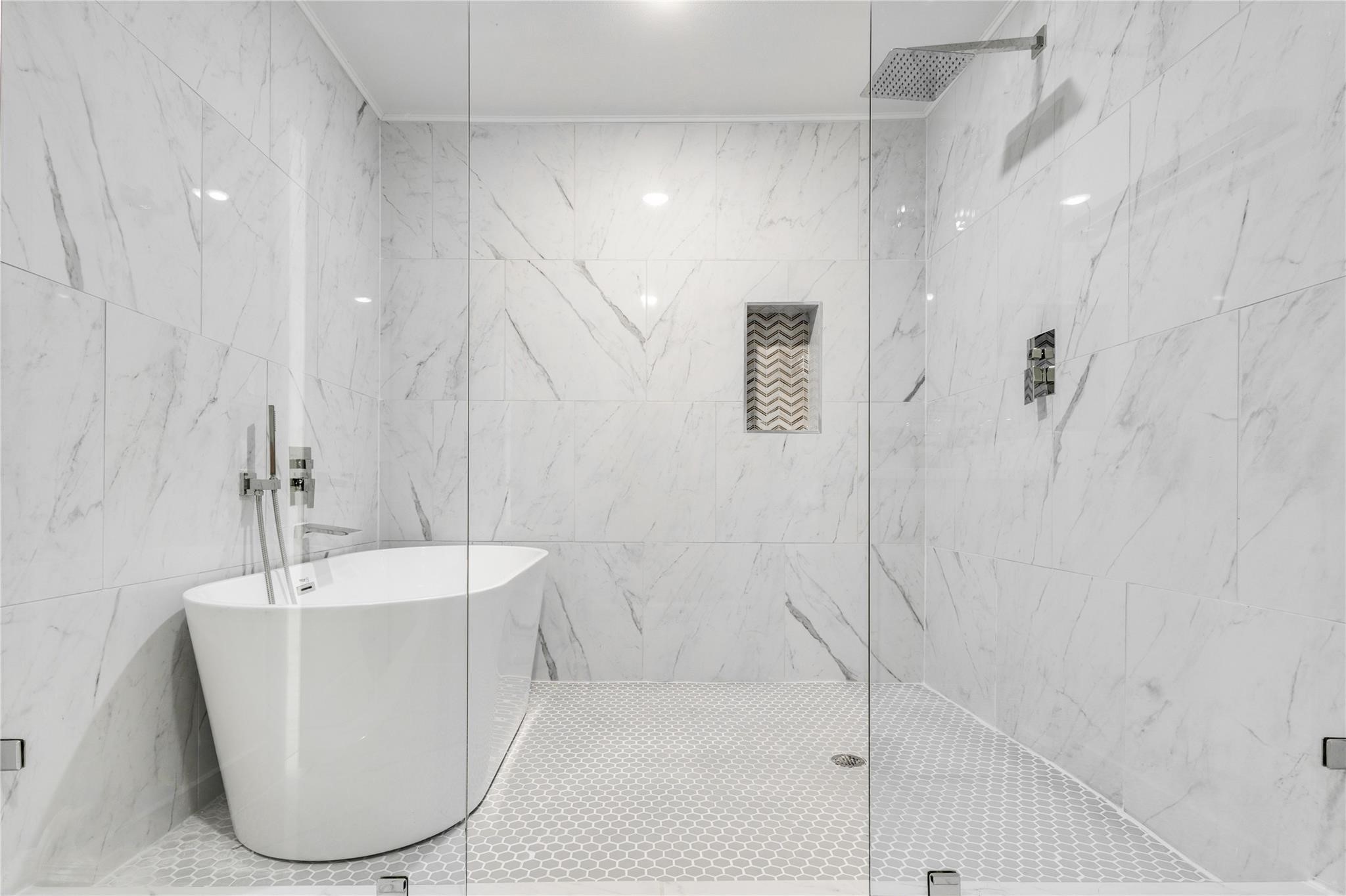 2011 Kirby Street Dallas TX 75204
