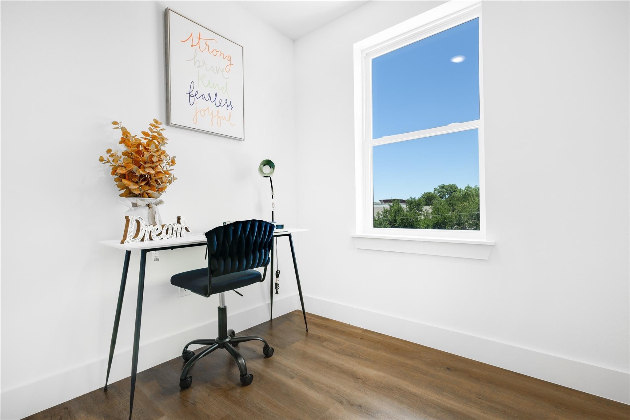 2011 Kirby Street Dallas TX 75204