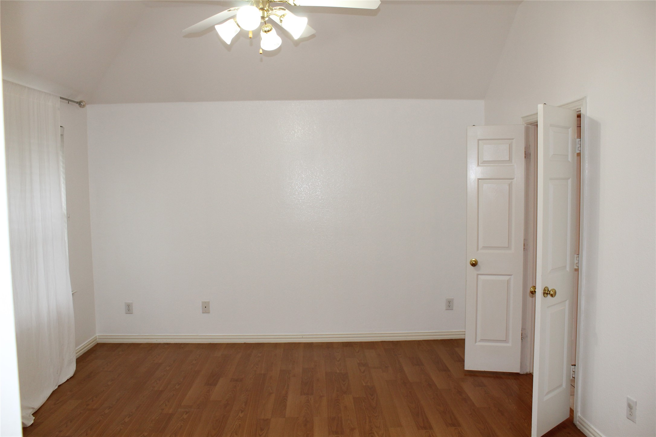 5017 Remington Drive Garland TX 75044