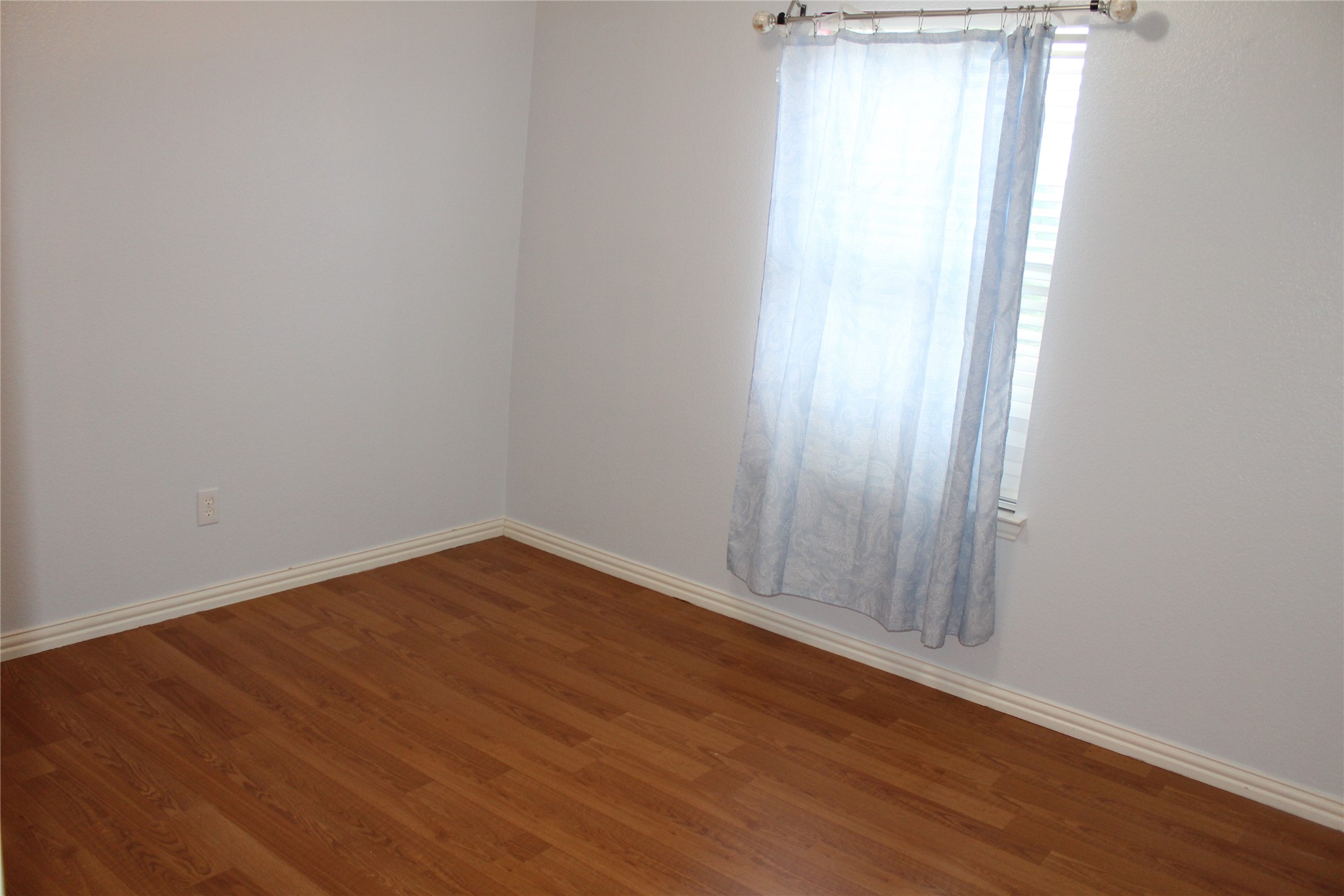 5017 Remington Drive Garland TX 75044