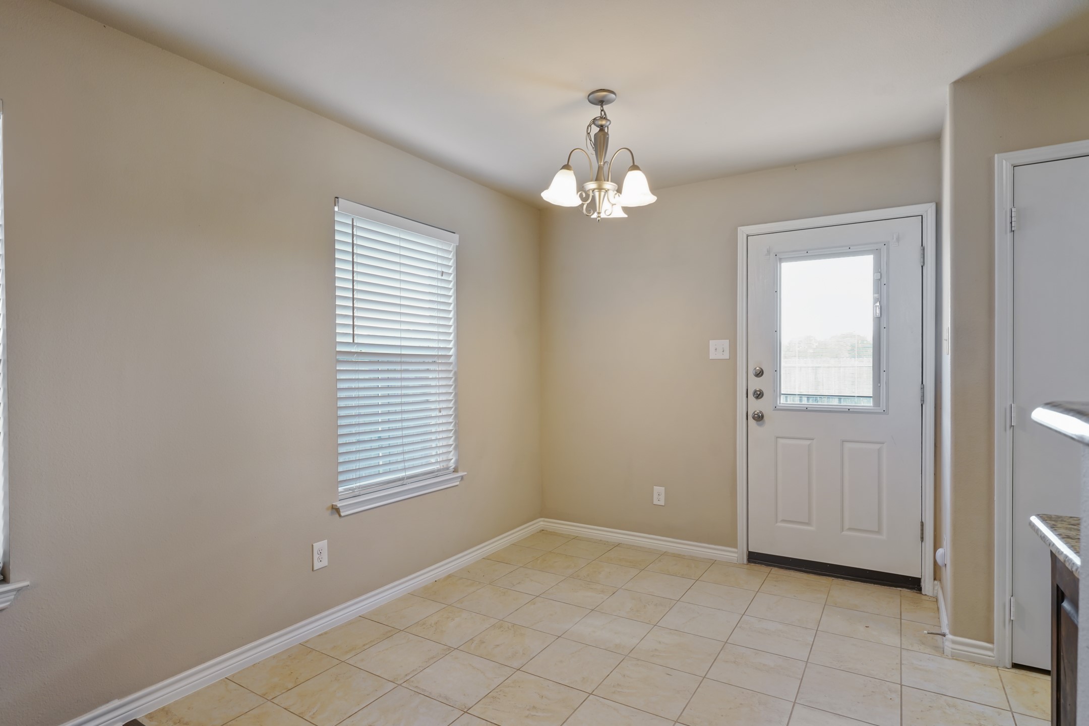517 Harris Street Gunter TX 75058
