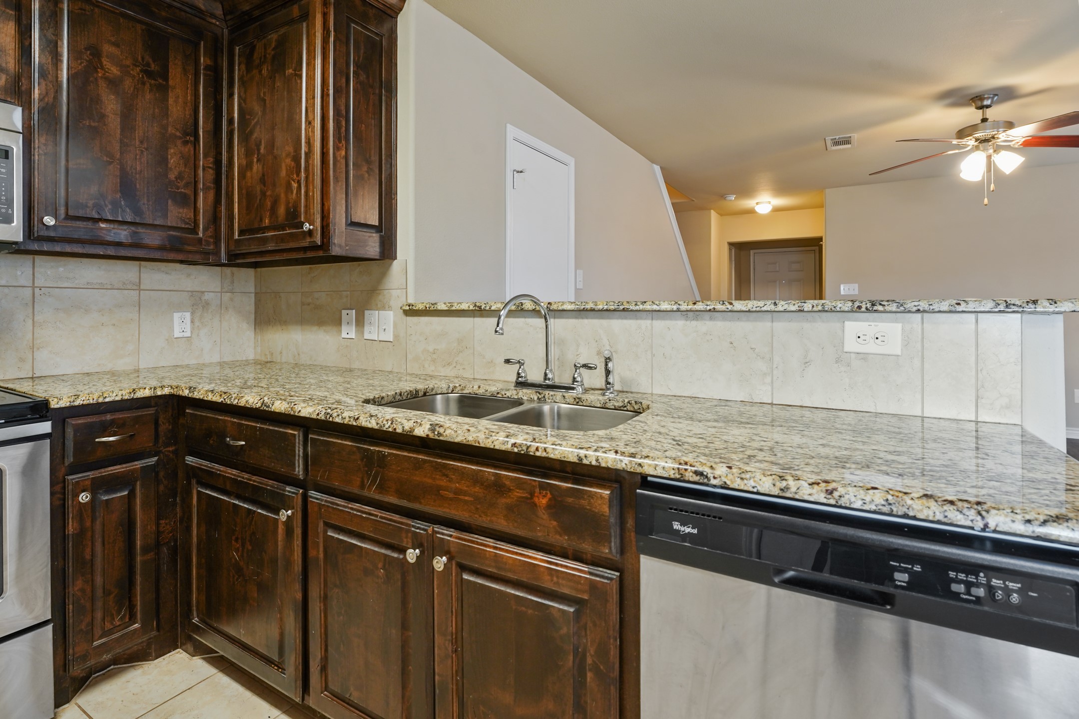 517 Harris Street Gunter TX 75058