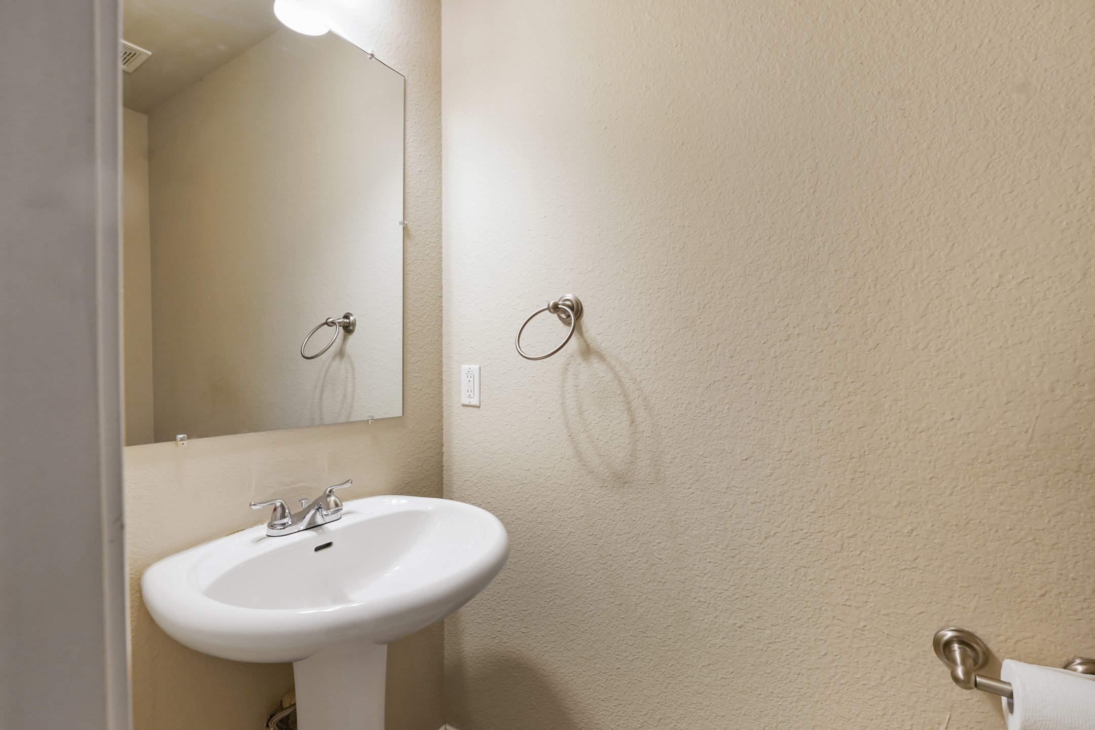 517 Harris Street Gunter TX 75058
