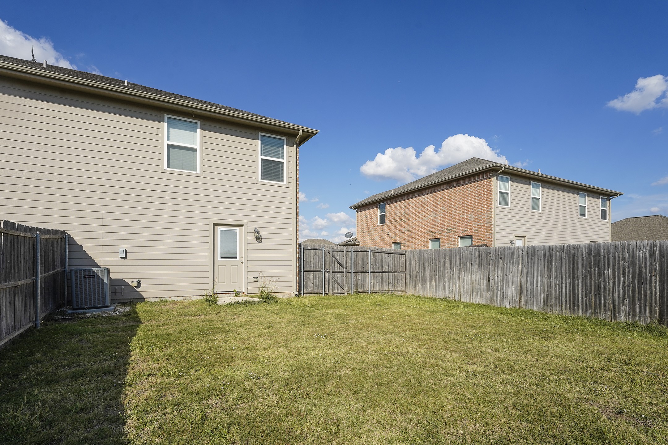 517 Harris Street Gunter TX 75058