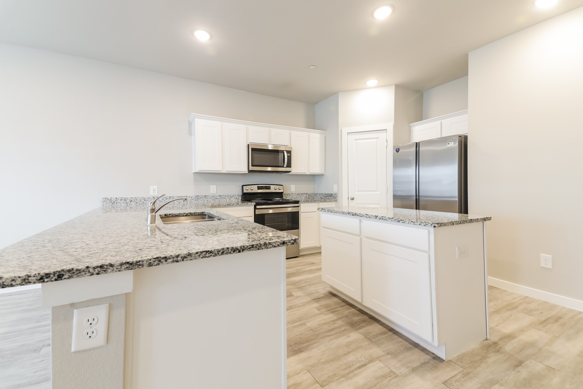 328 Niki Drive Lewisville TX 75057