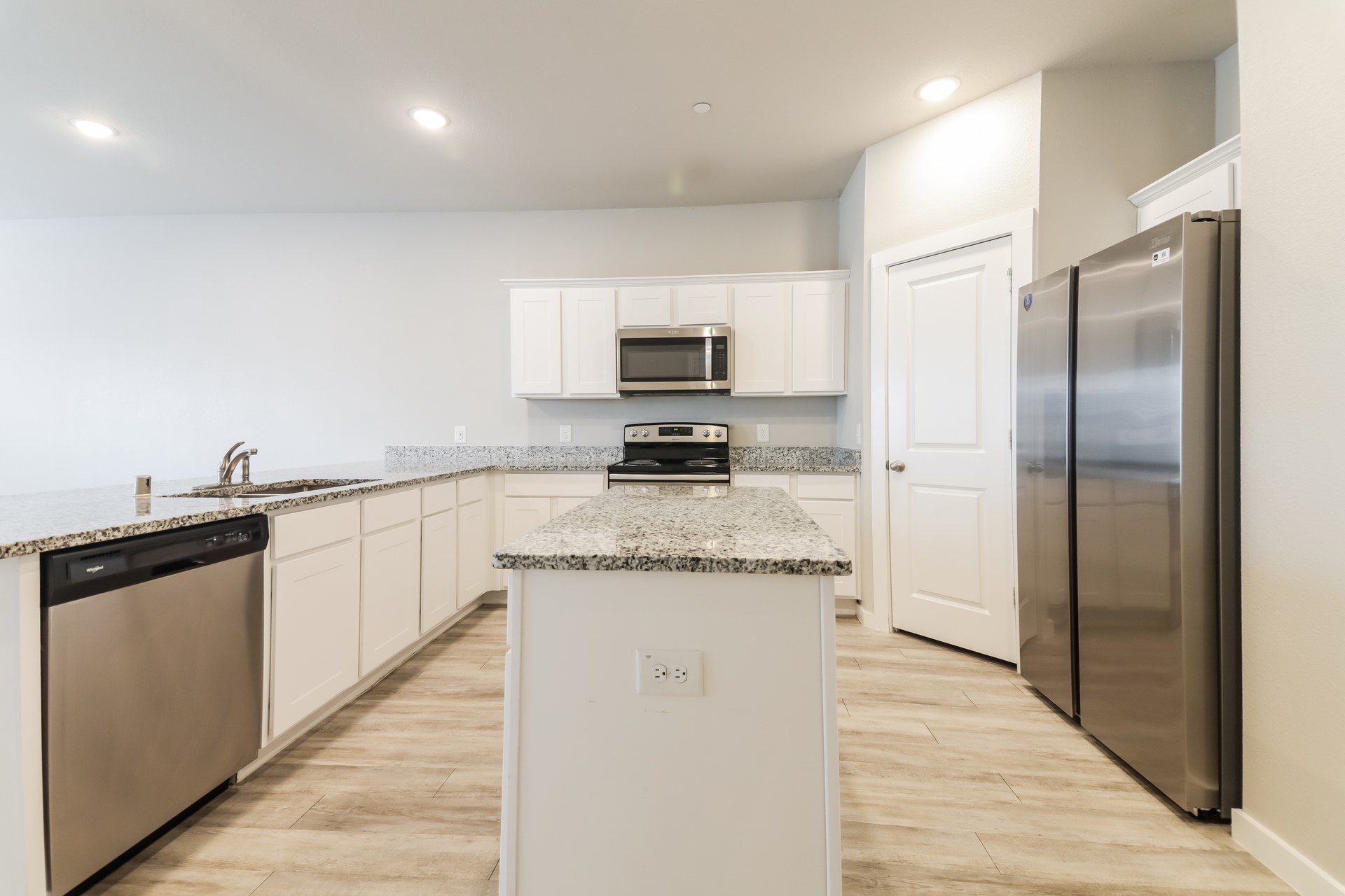 328 Niki Drive Lewisville TX 75057