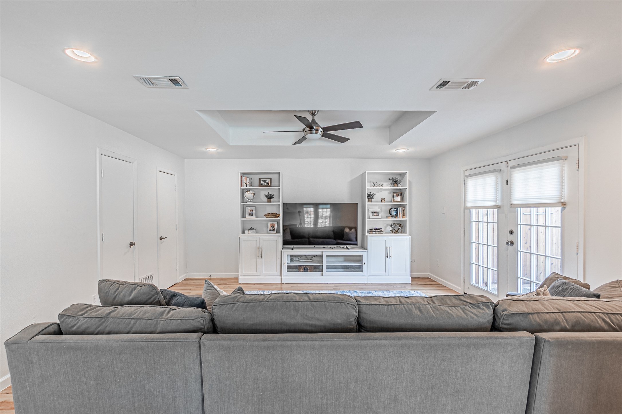6935 Kingshollow Drive Dallas TX 75248