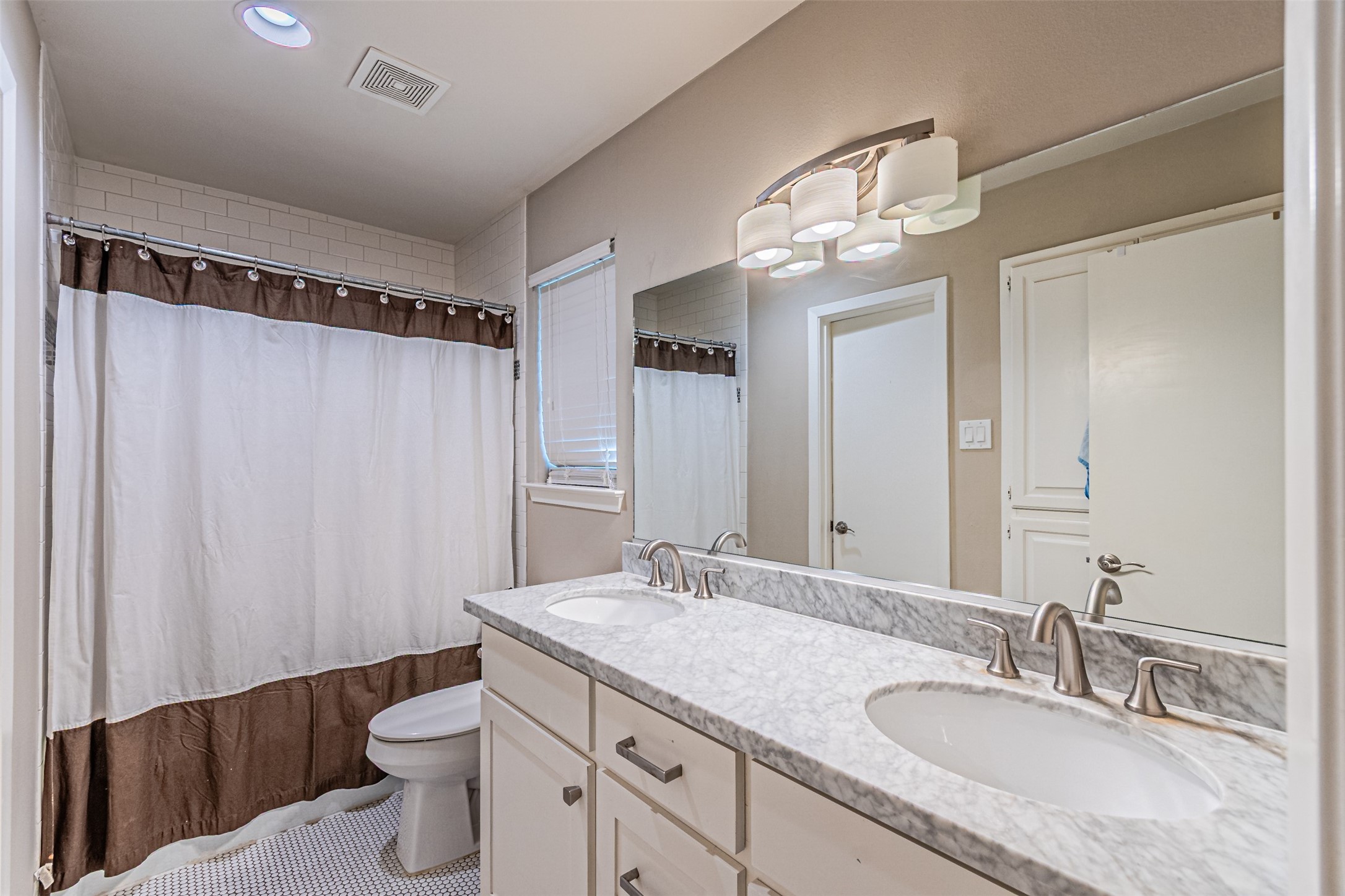 6935 Kingshollow Drive Dallas TX 75248