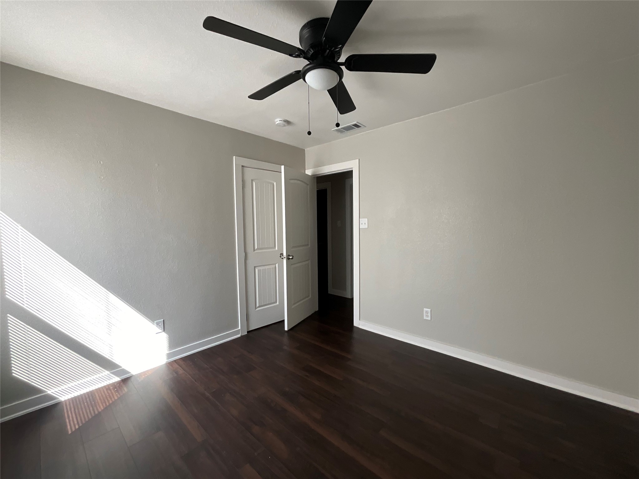 405 E Pine Street Malakoff TX 75148