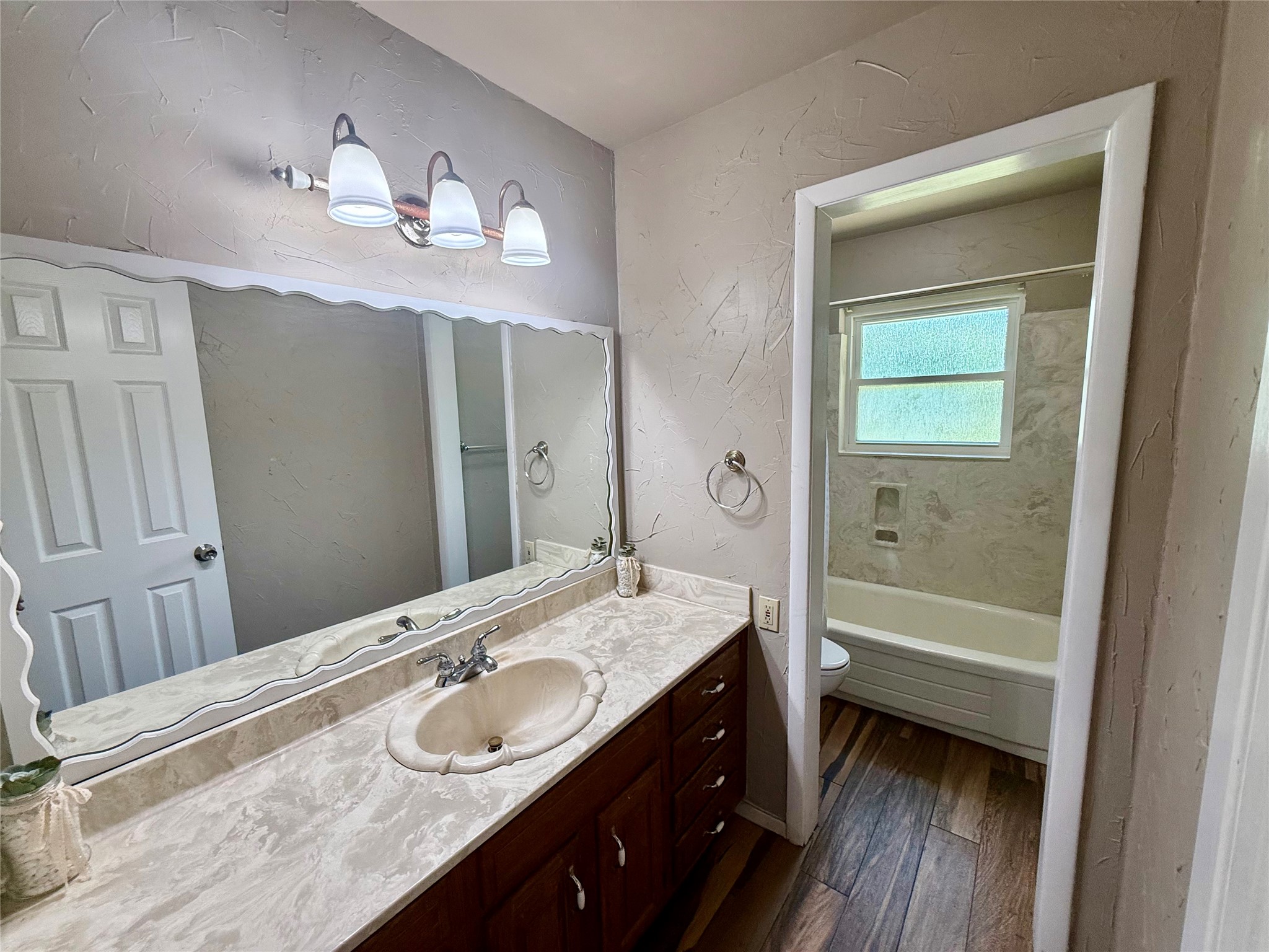 6728 Karen Drive North Richland Hills TX 76180