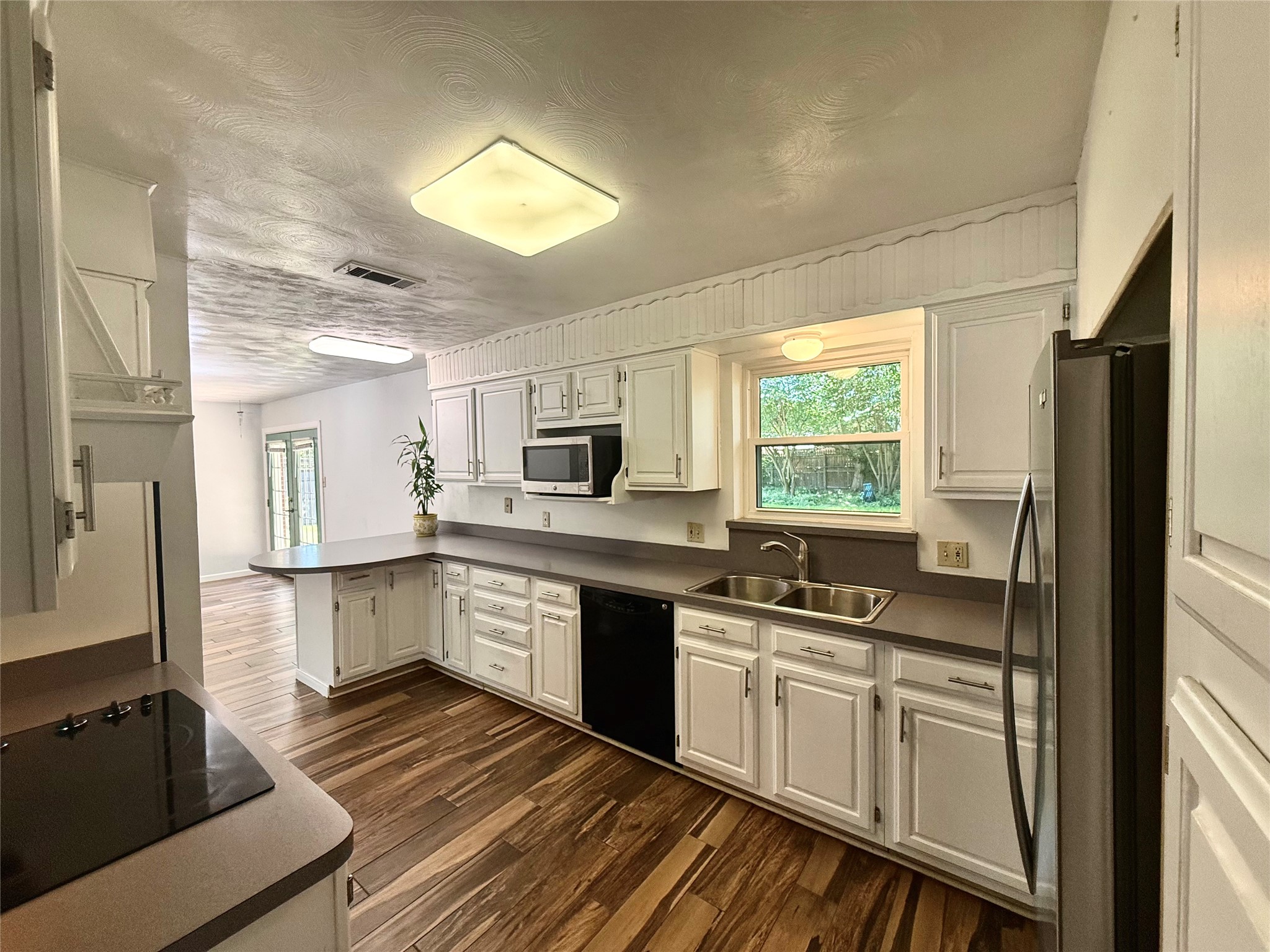 6728 Karen Drive North Richland Hills TX 76180