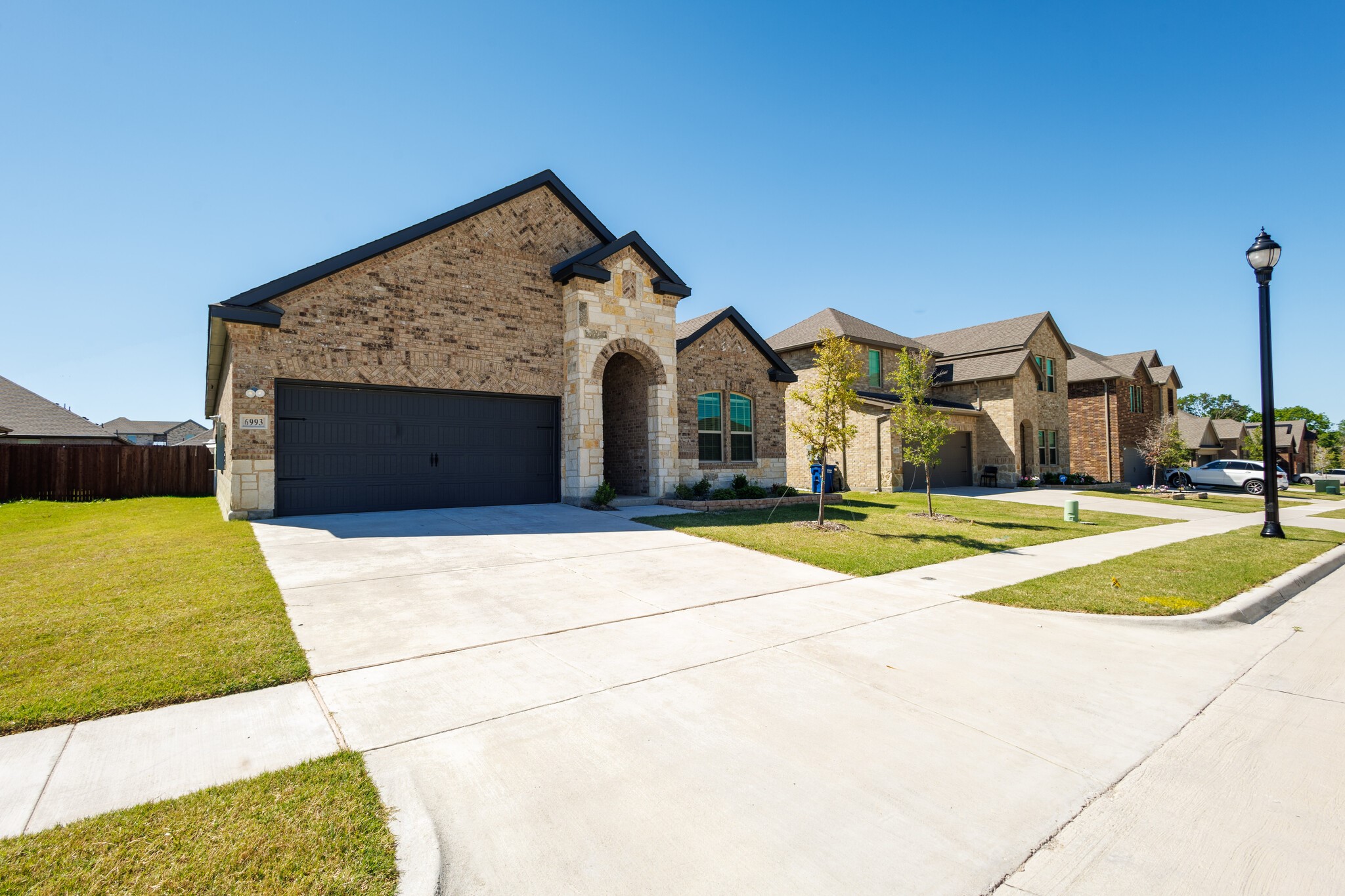 6993 Newby Lane Garland TX 75043