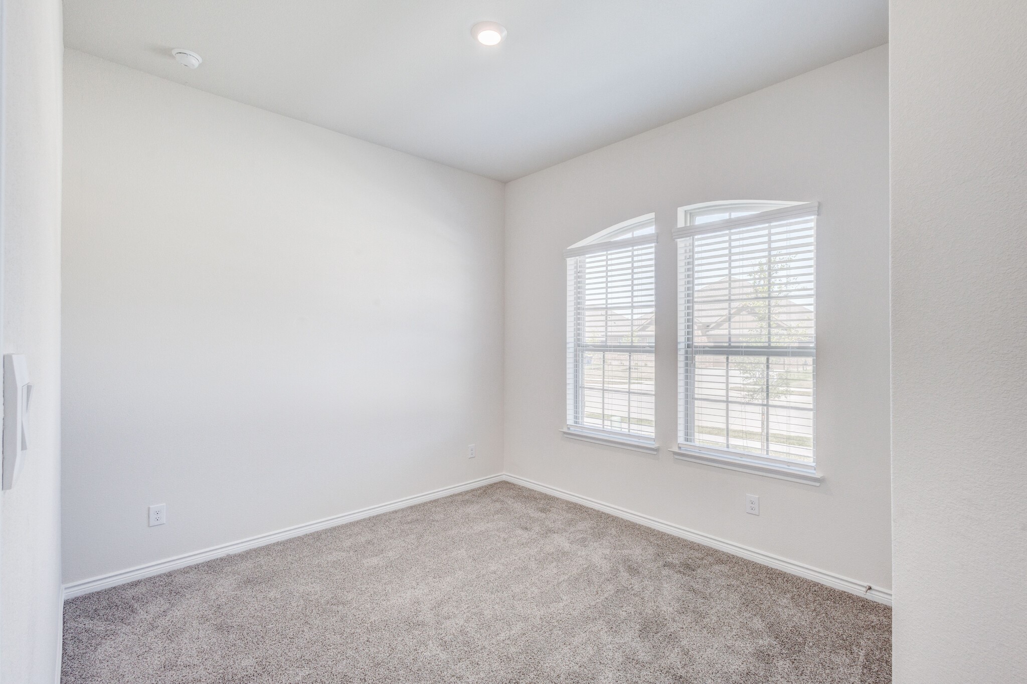 6993 Newby Lane Garland TX 75043