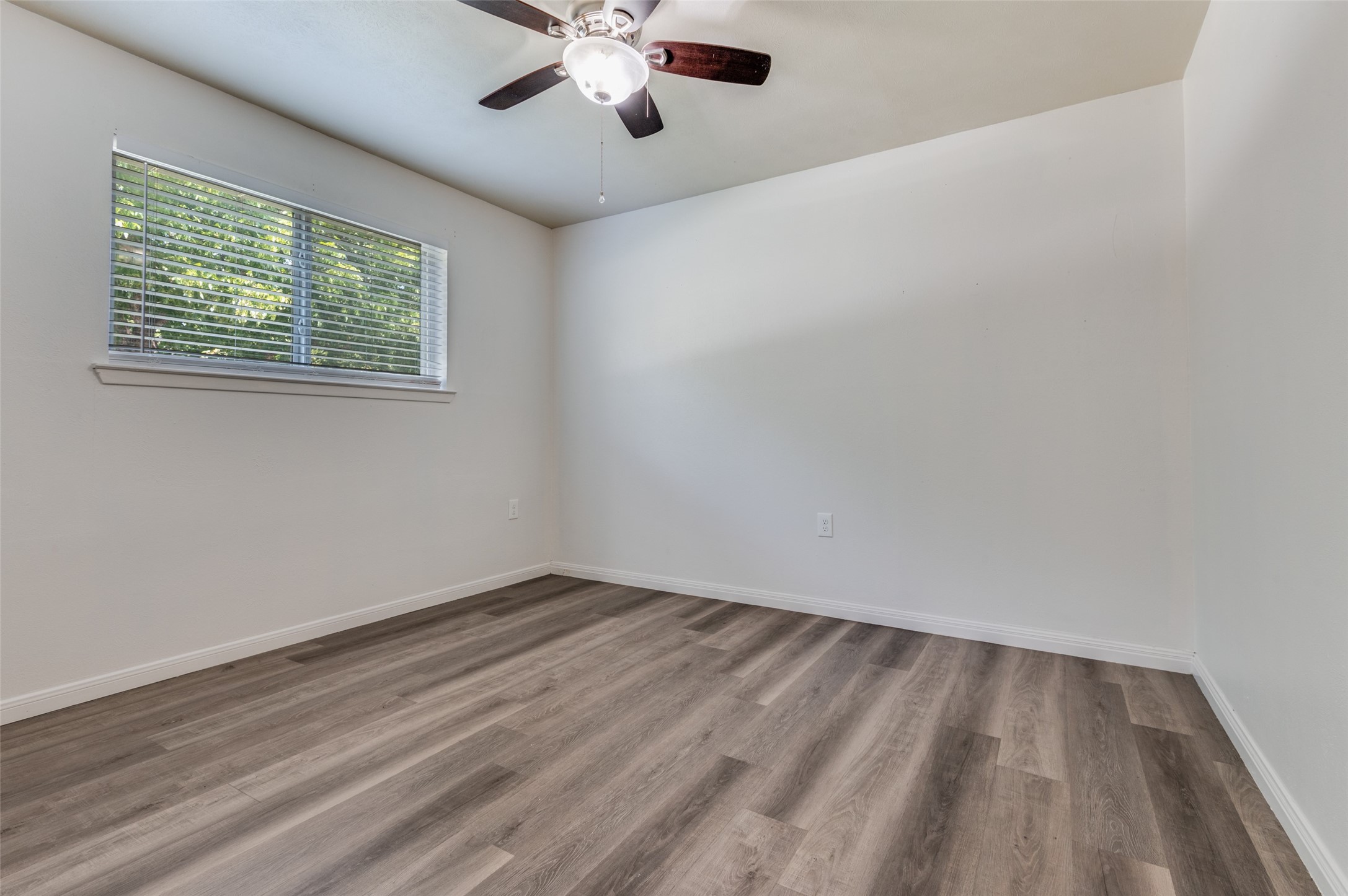 428 N Dallas Avenue Lancaster TX 75146