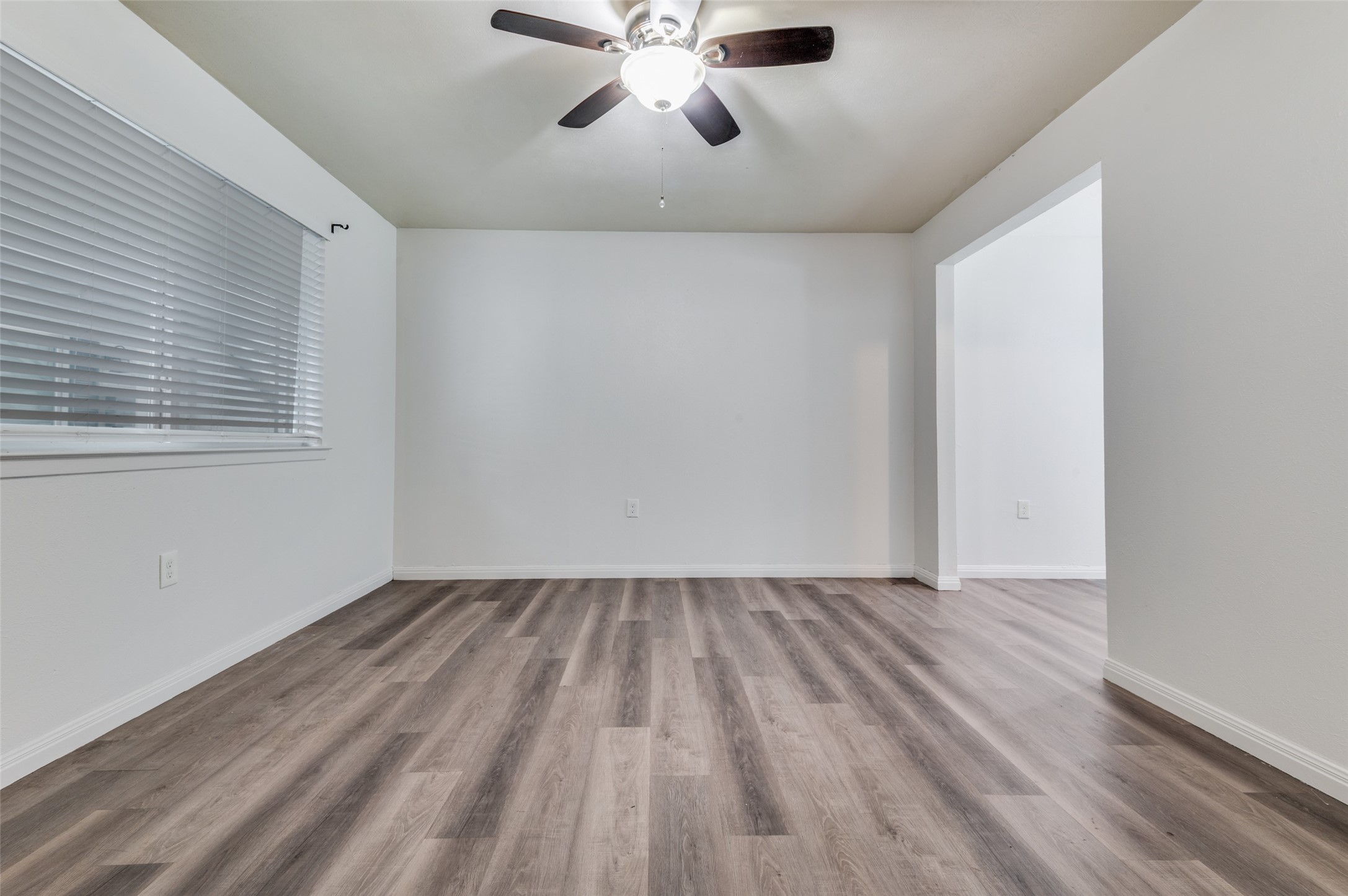 428 N Dallas Avenue Lancaster TX 75146