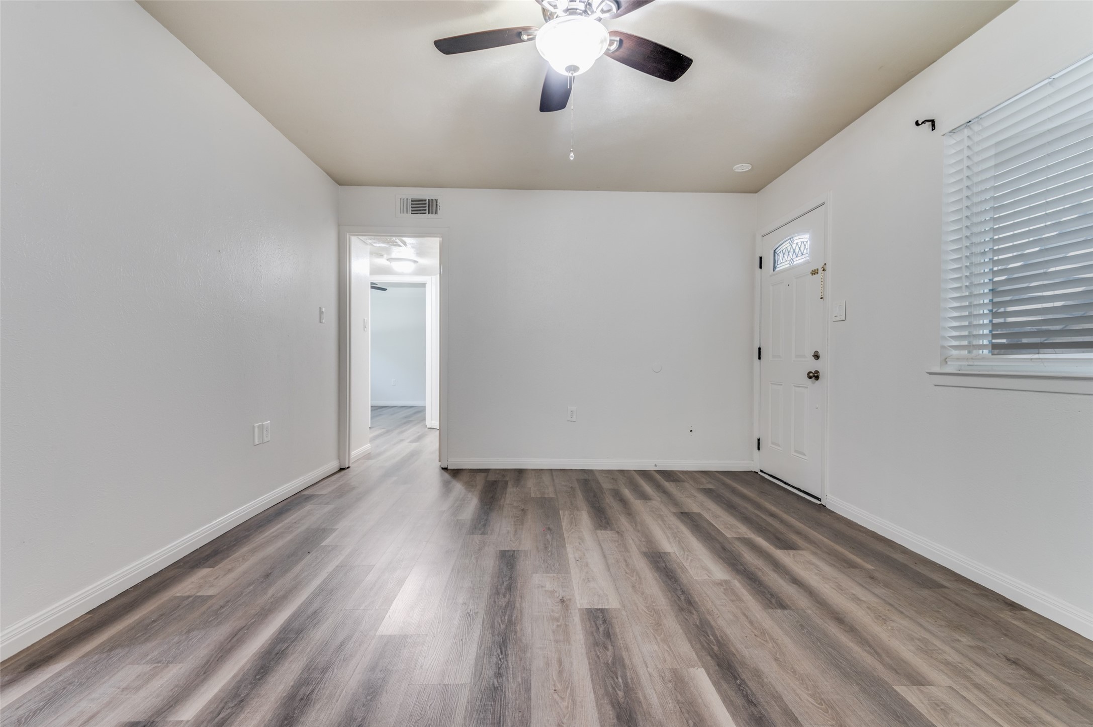428 N Dallas Avenue Lancaster TX 75146