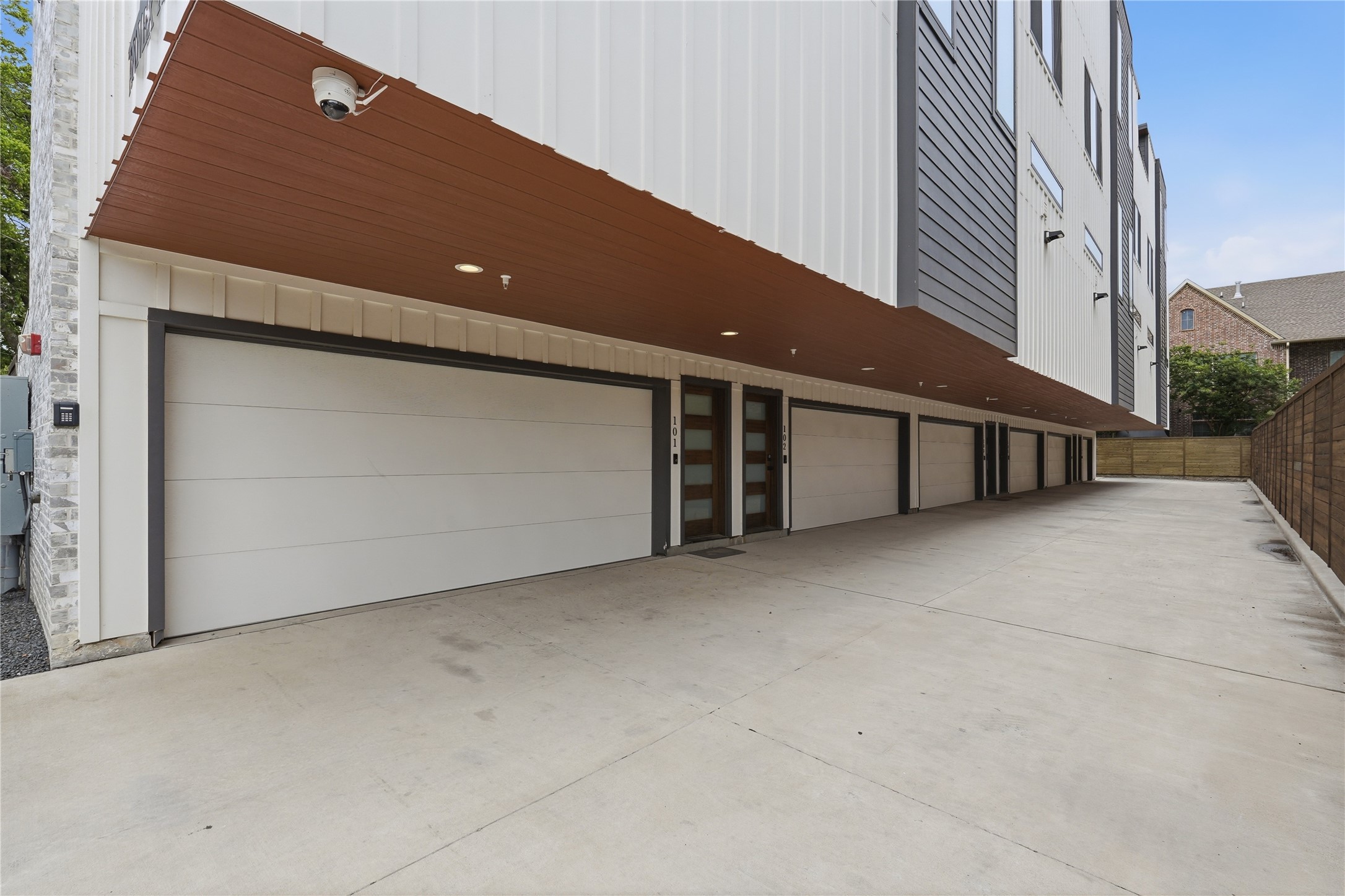 2214 Annex Avenue Dallas TX 75204