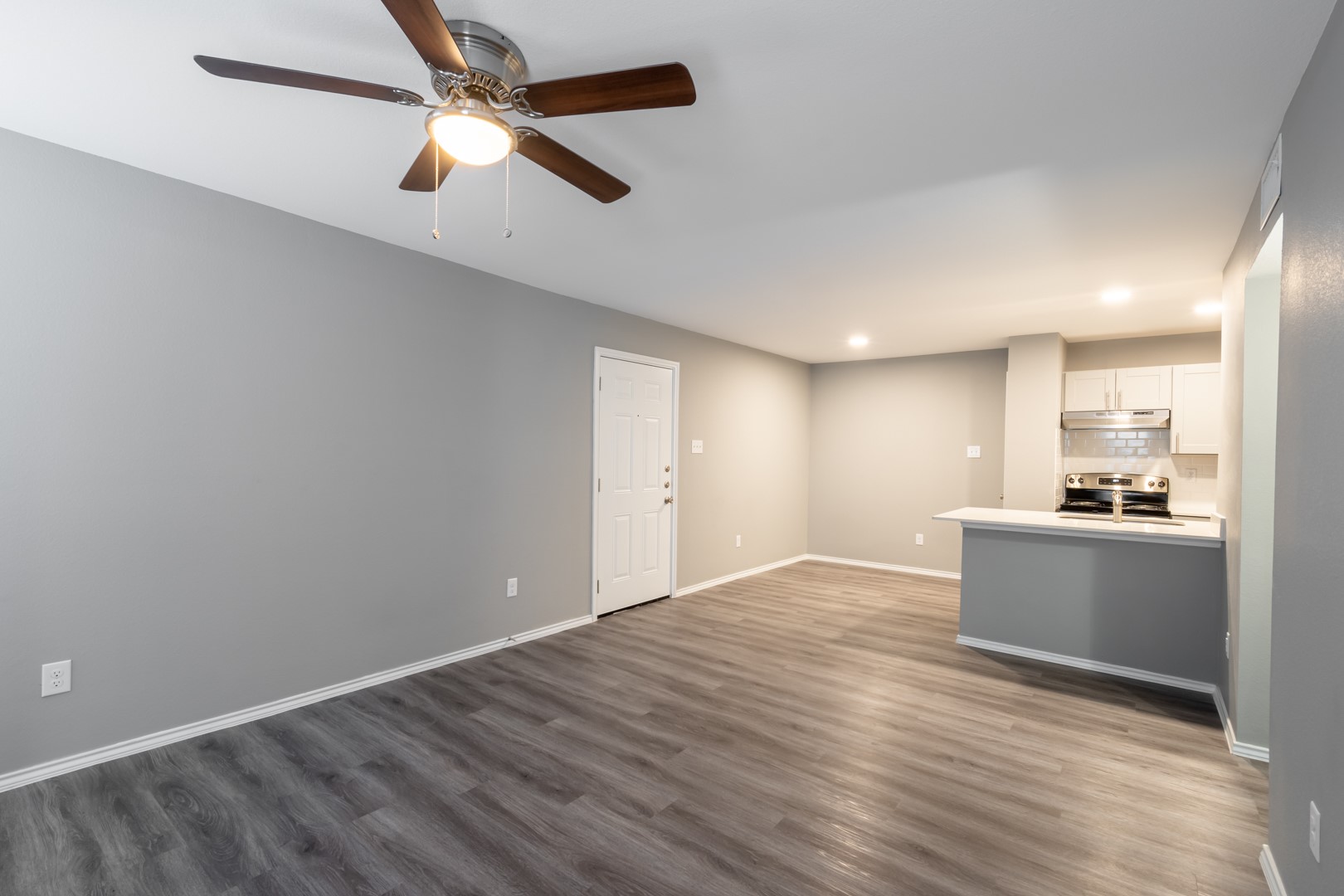 1900 Estrada Parkway Irving TX 75061