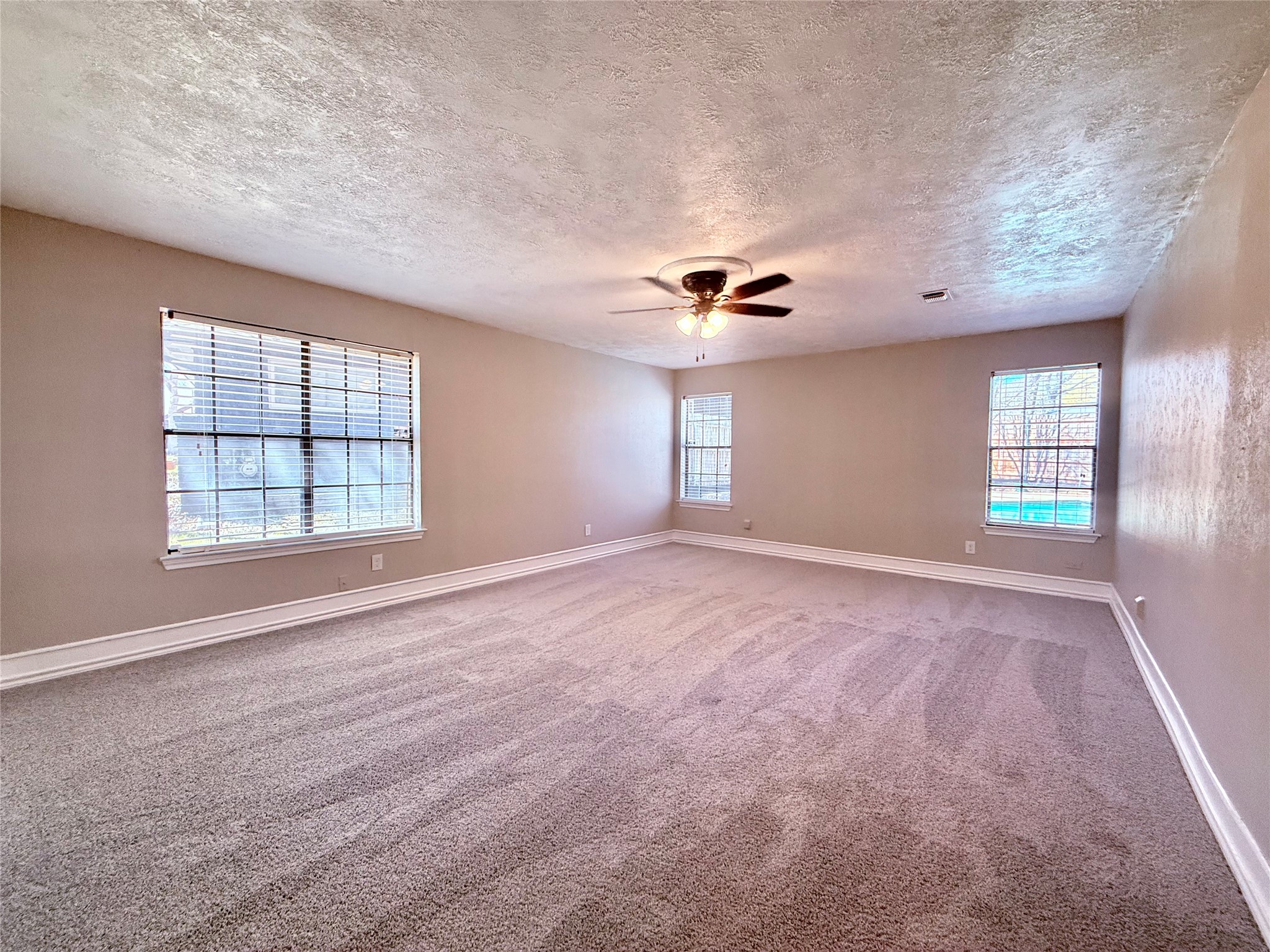 4804 Fawn Valley Court Arlington TX 76017