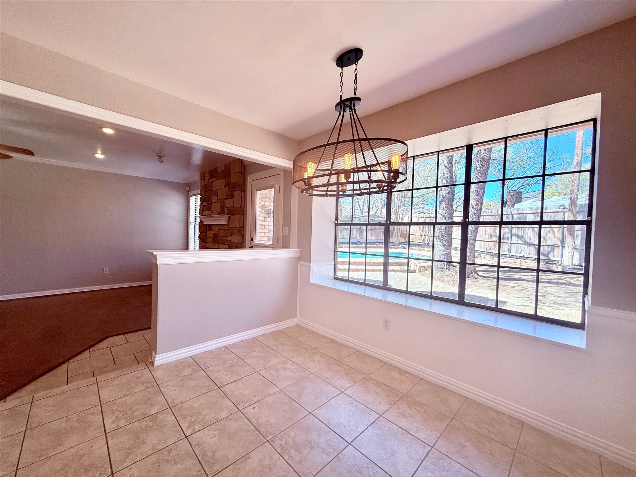 4804 Fawn Valley Court Arlington TX 76017