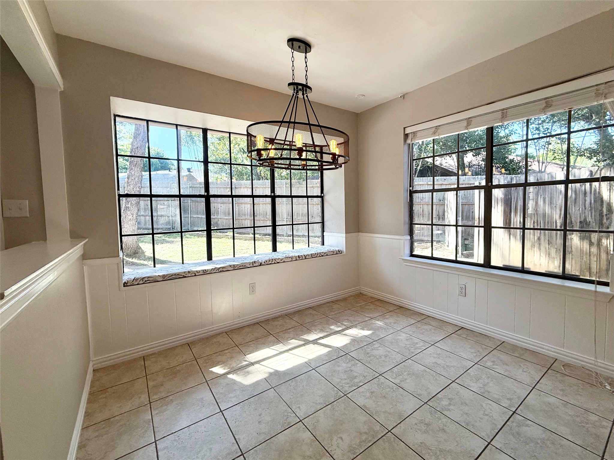 4804 Fawn Valley Court Arlington TX 76017