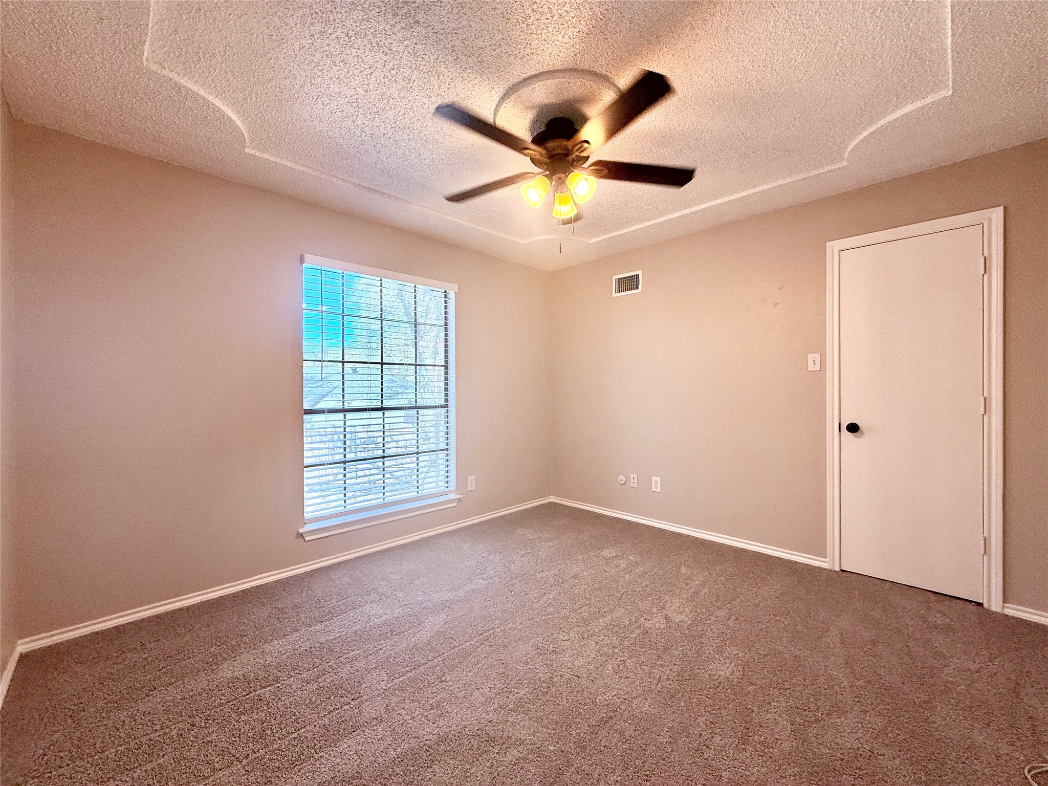 4804 Fawn Valley Court Arlington TX 76017