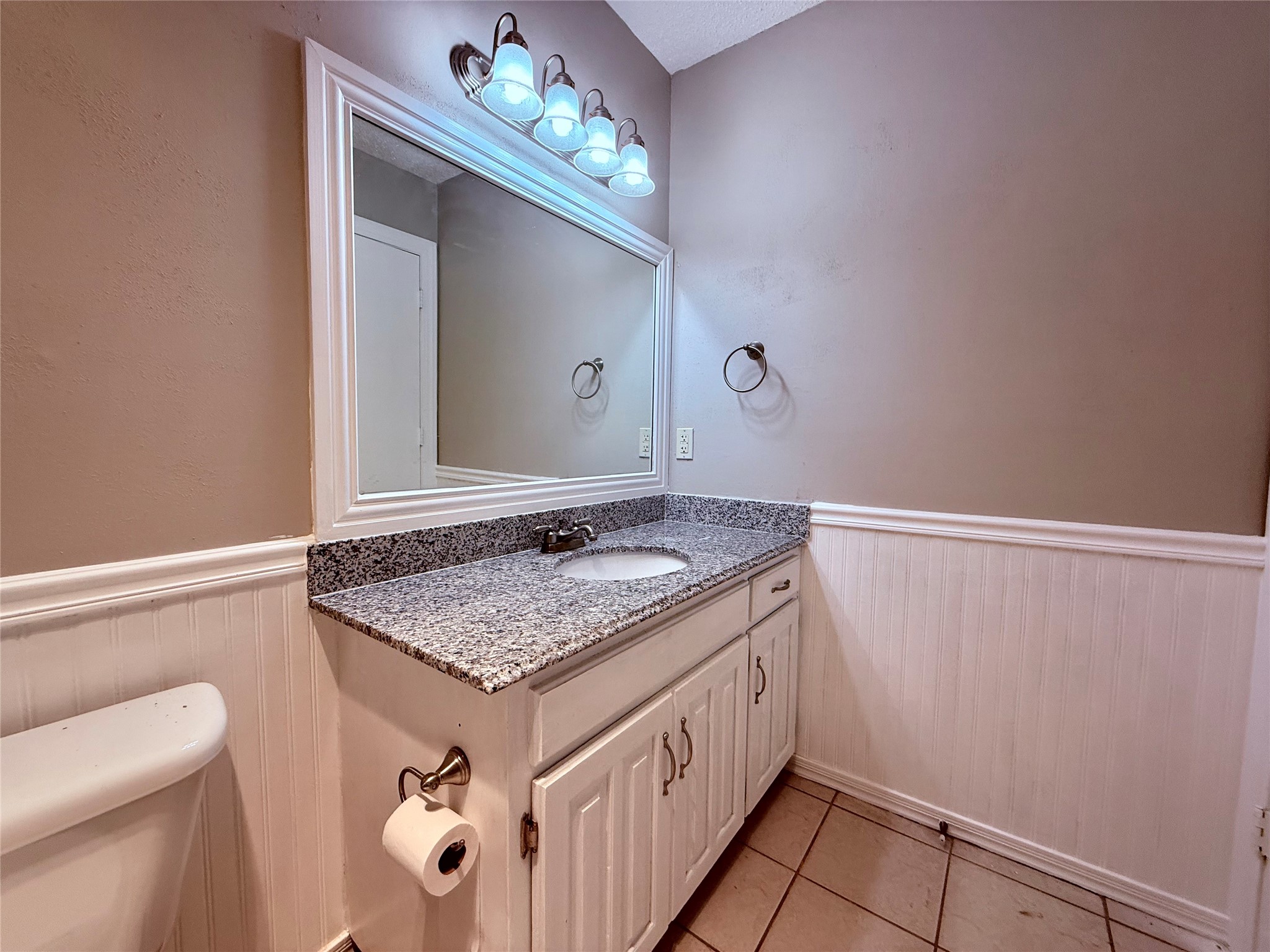4804 Fawn Valley Court Arlington TX 76017