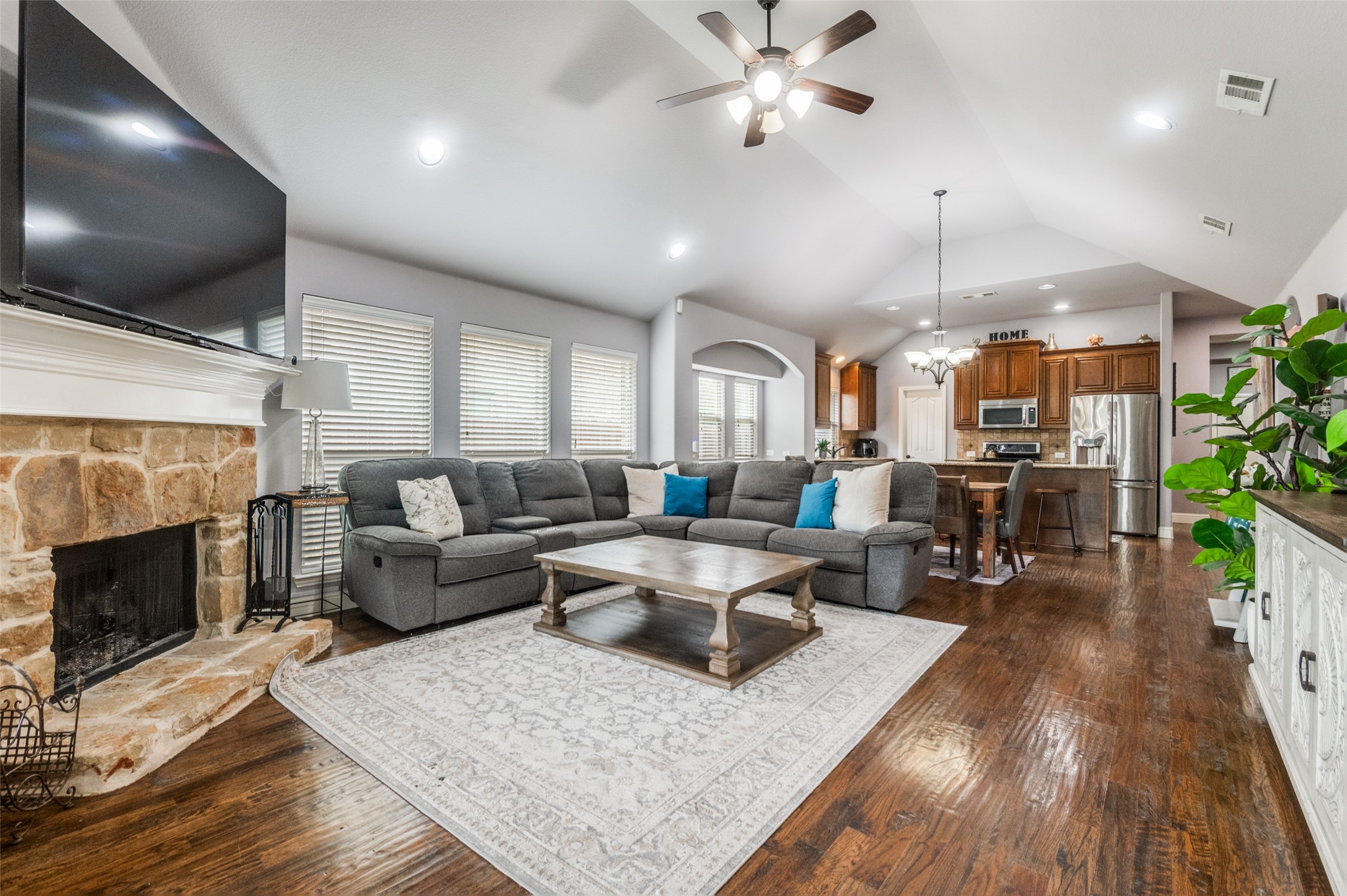 4312 Poppy Drive Mansfield TX 76063