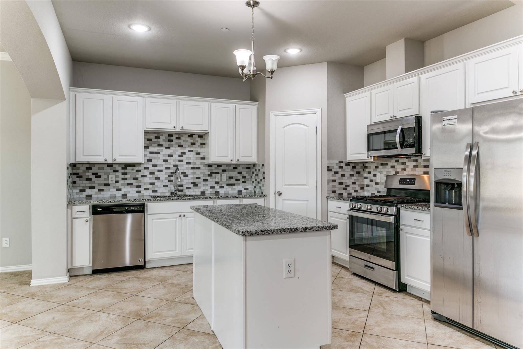 4725 Hafeela Drive Irving TX 75061