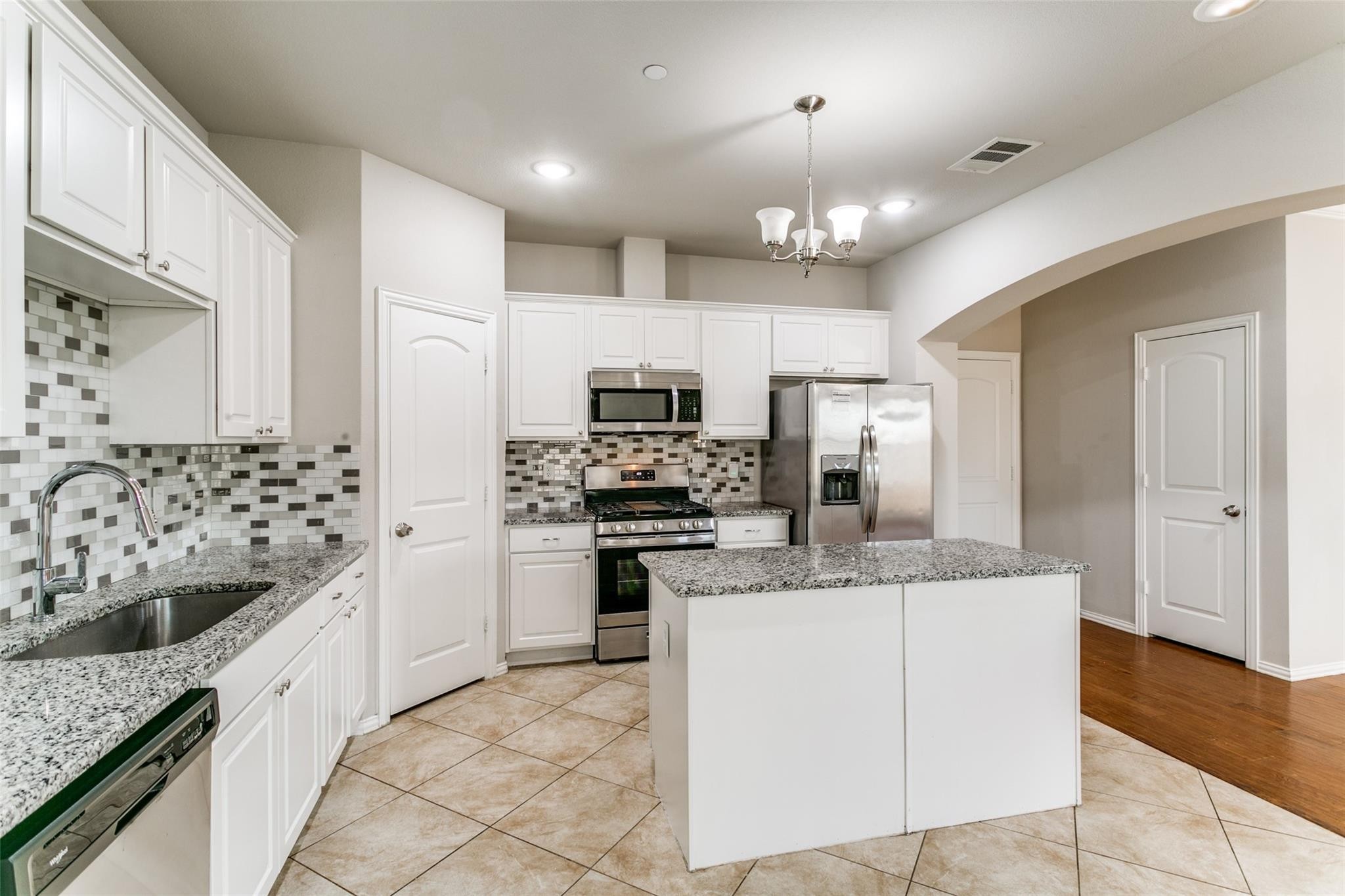 4725 Hafeela Drive Irving TX 75061