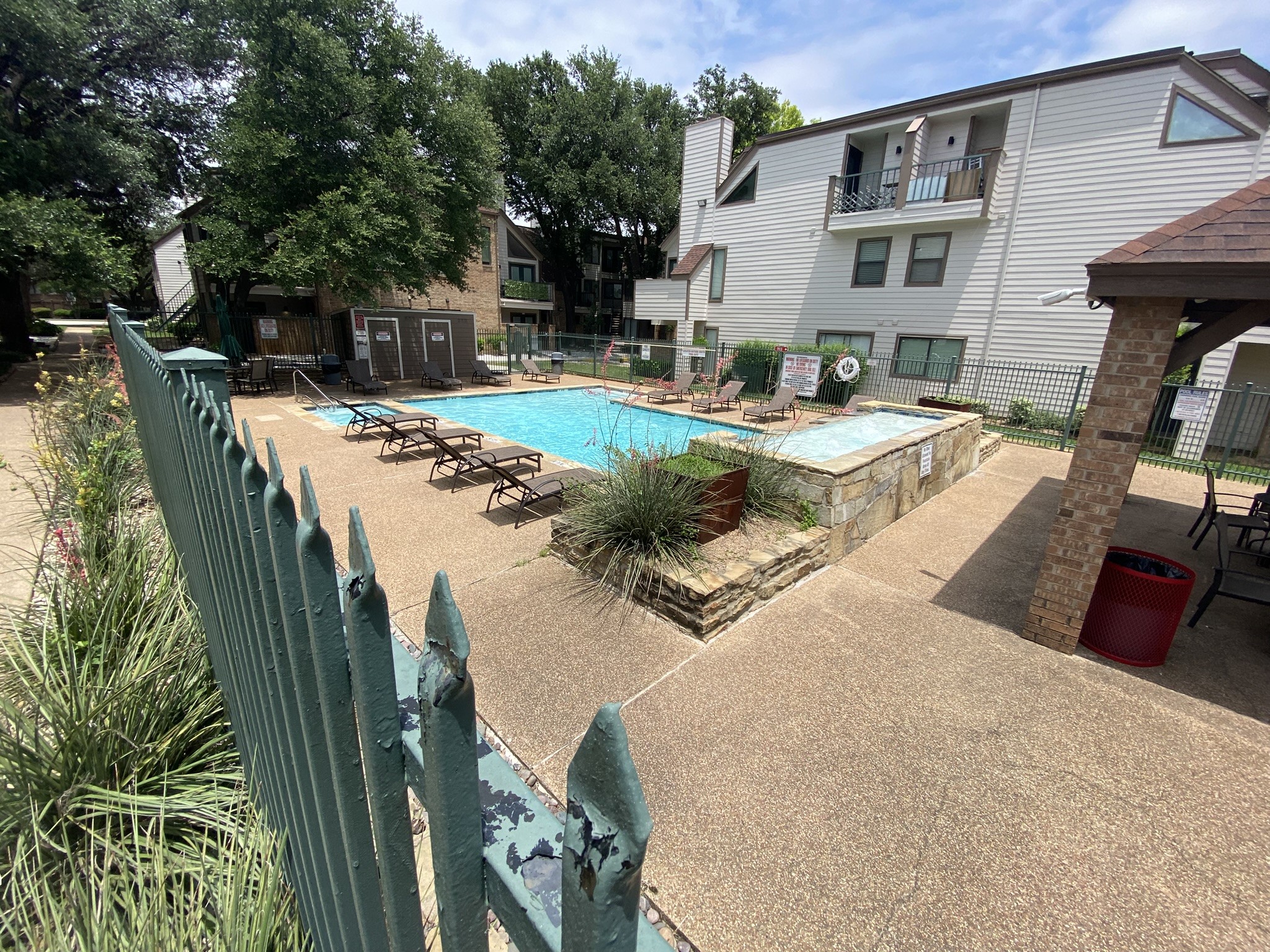 2311 Balsam Drive Arlington TX 76006