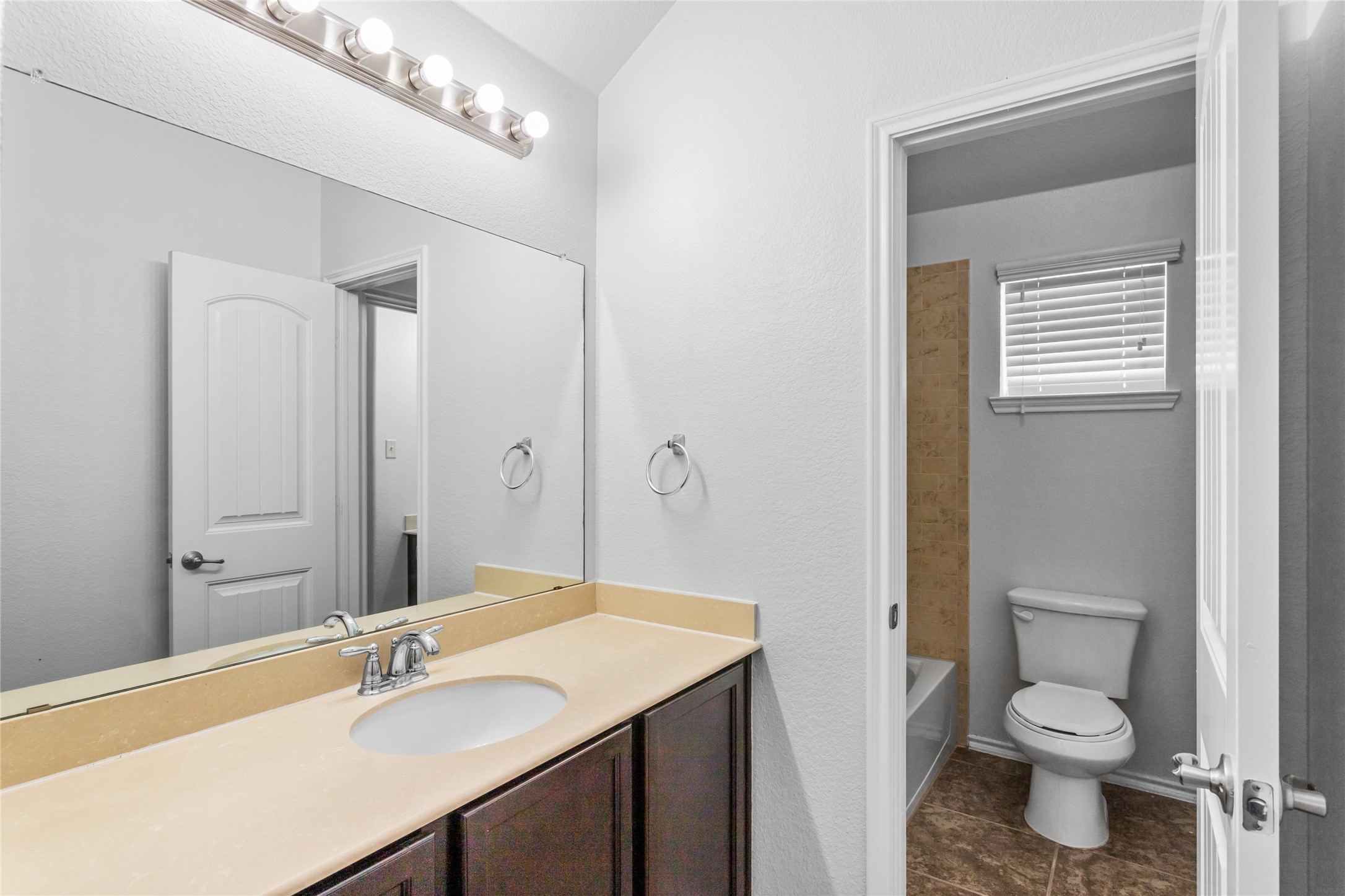 524 Mount Olive Avenue Mckinney TX 75072