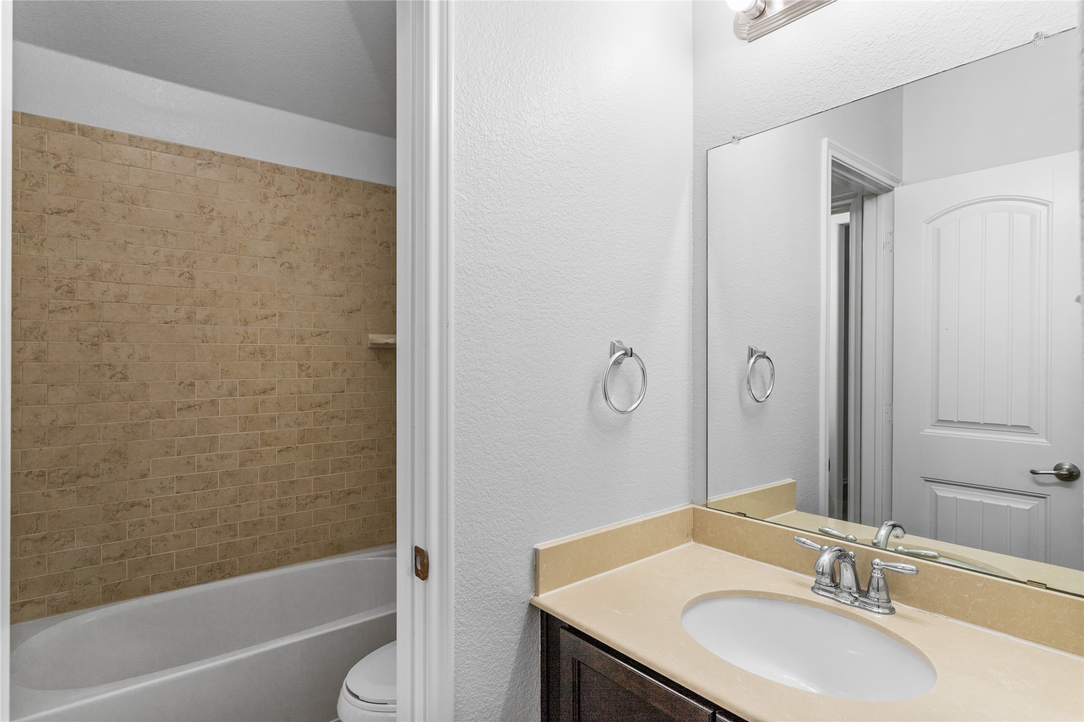 524 Mount Olive Avenue Mckinney TX 75072