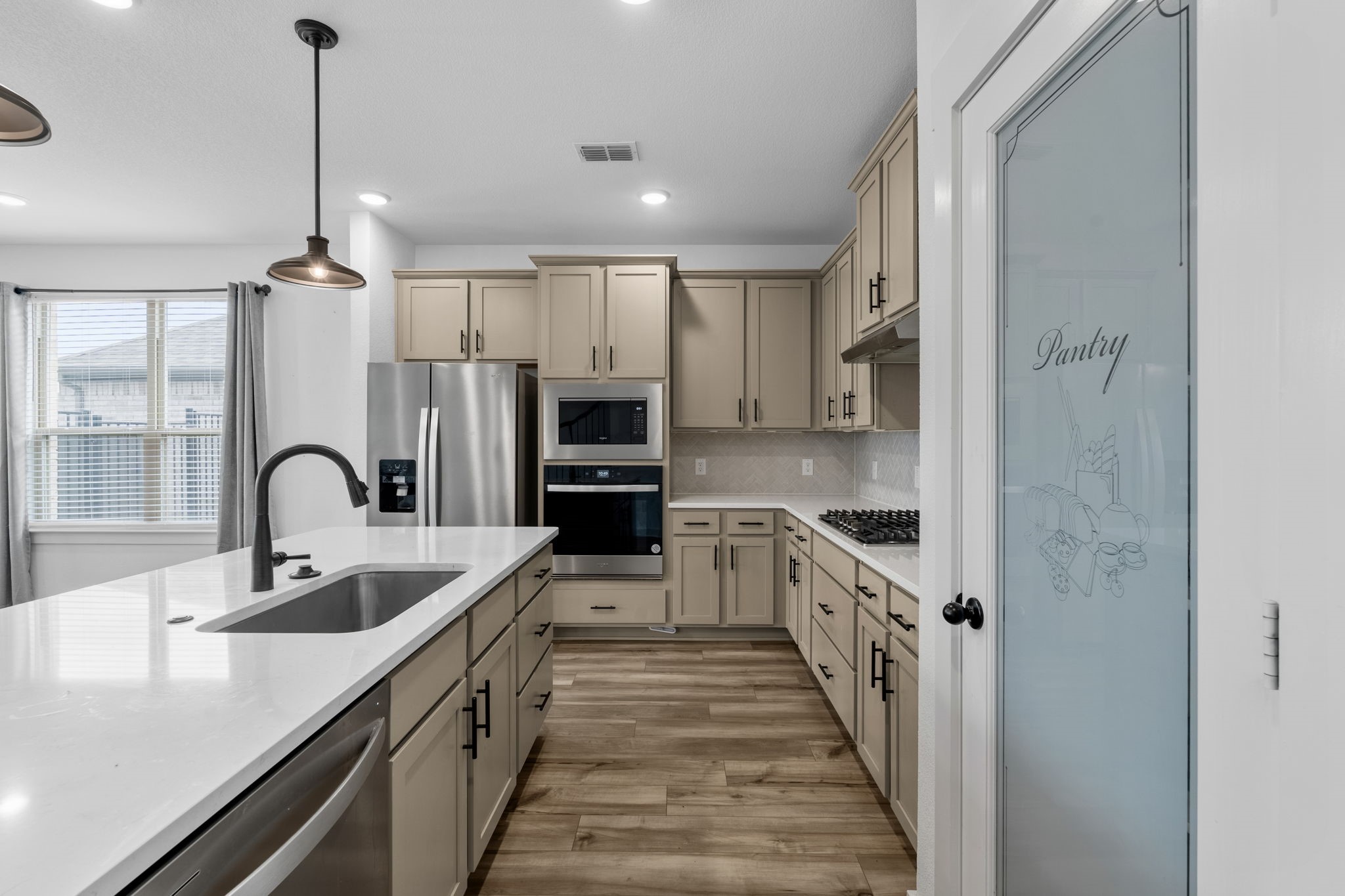 7525 Wild Mint Trail Venus TX 76084