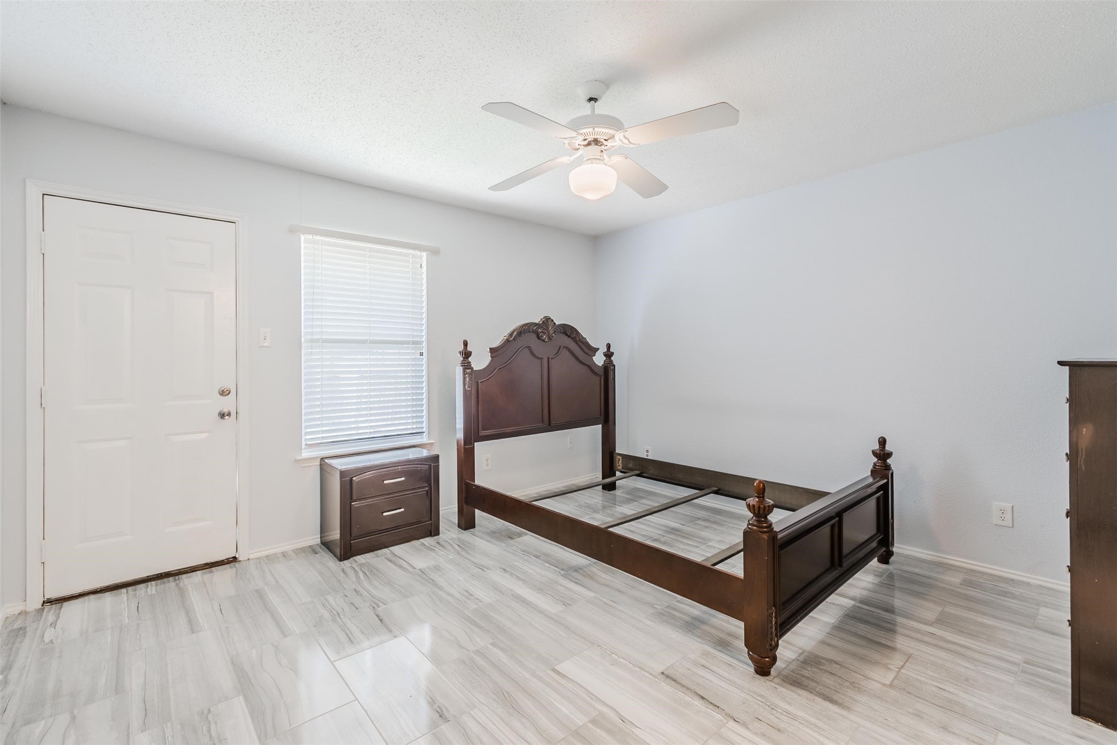 2709 Brittany Drive Euless TX 76039