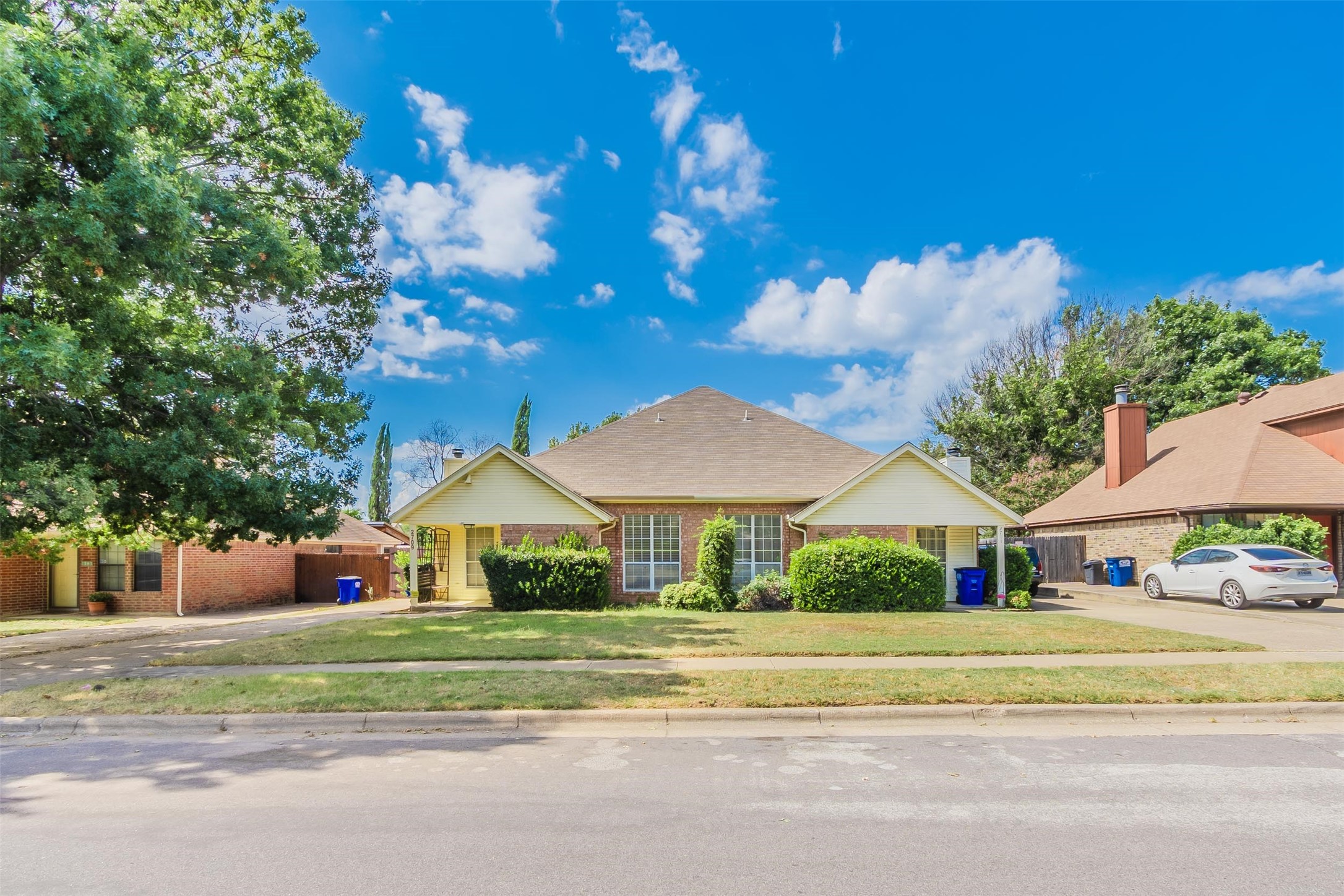 2709 Brittany Drive Euless TX 76039