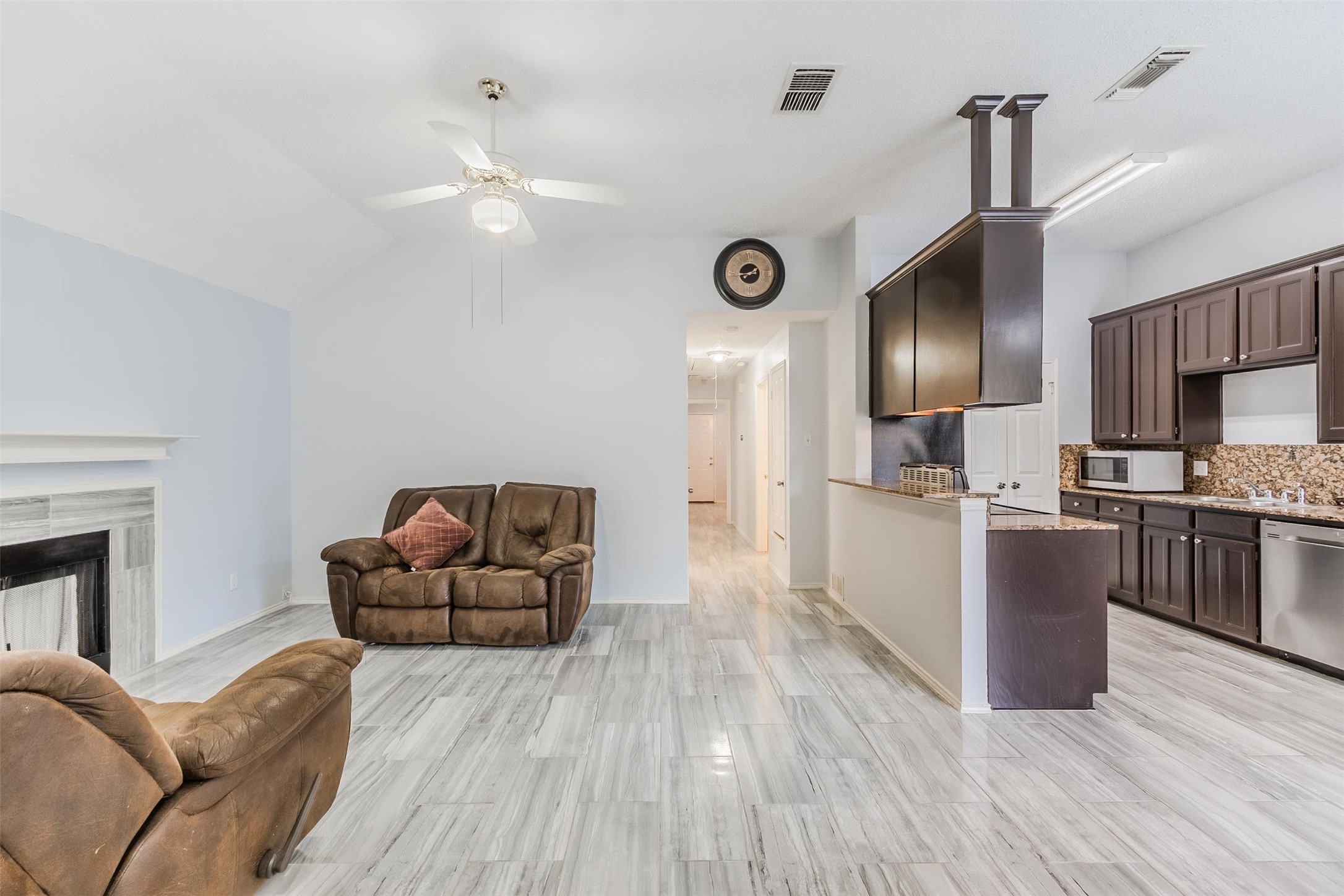 2709 Brittany Drive Euless TX 76039