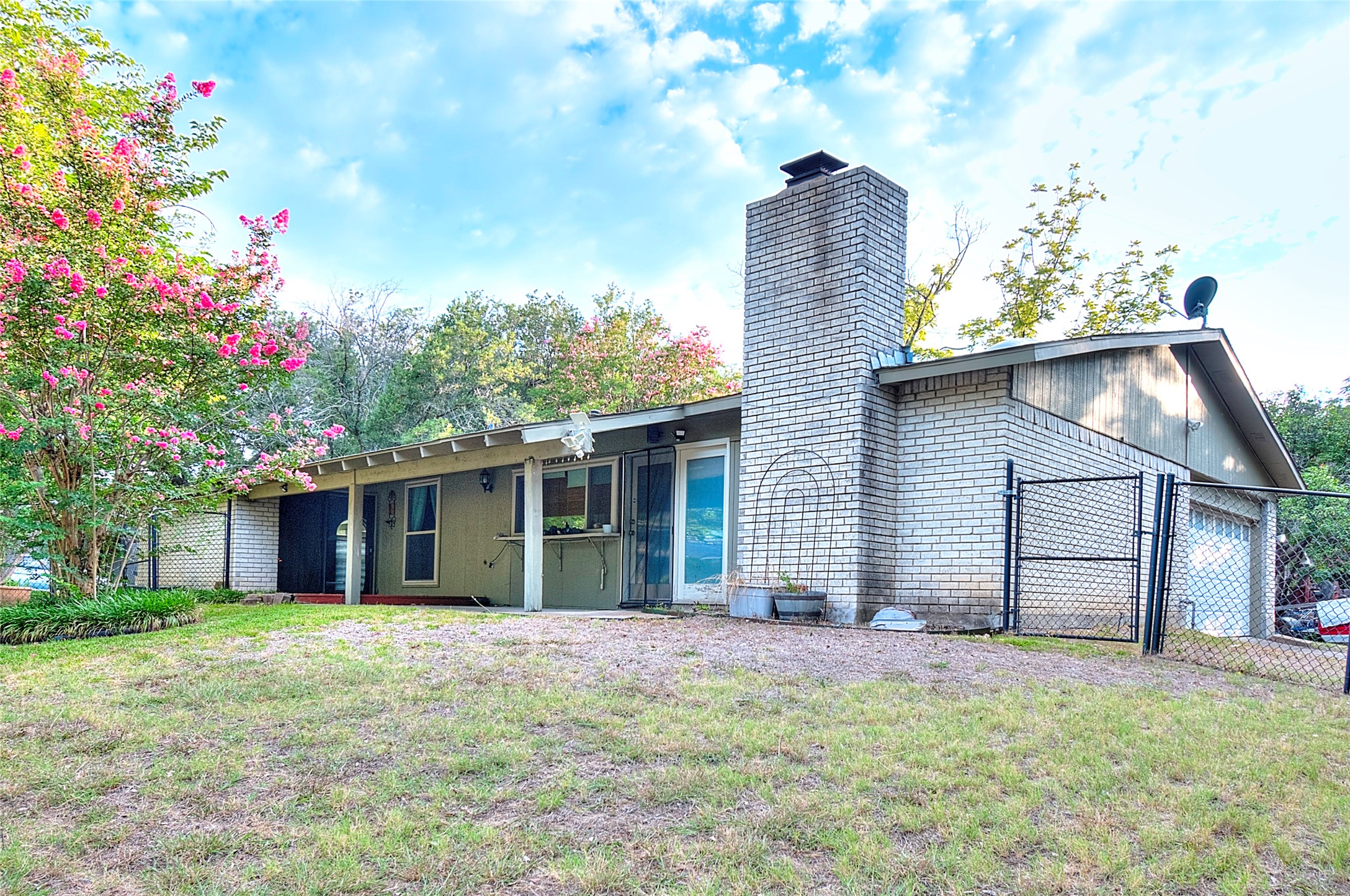 3201 Christie Circle Garland TX 75044